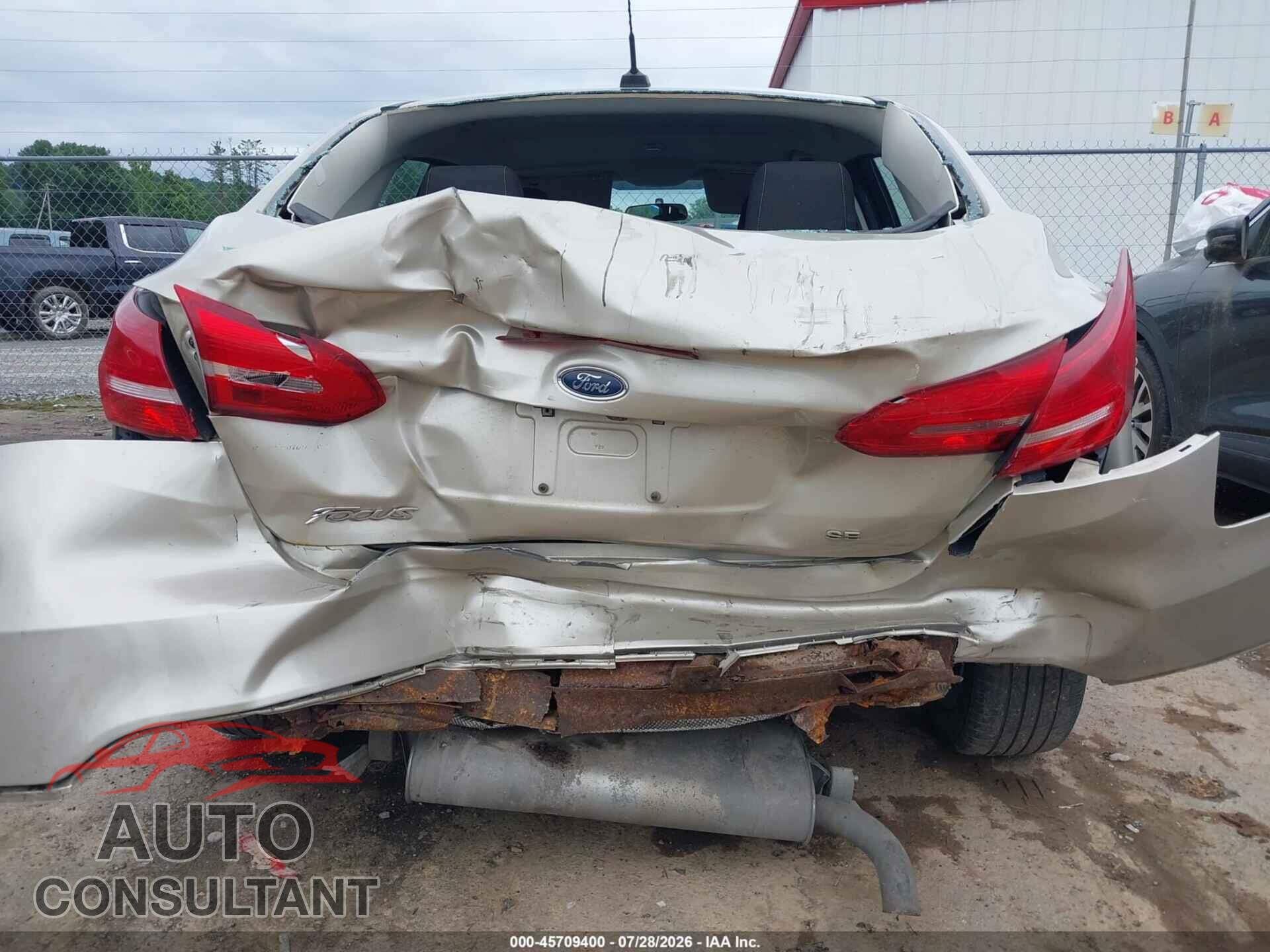 FORD FOCUS 2017 - 1FADP3F25HL213582