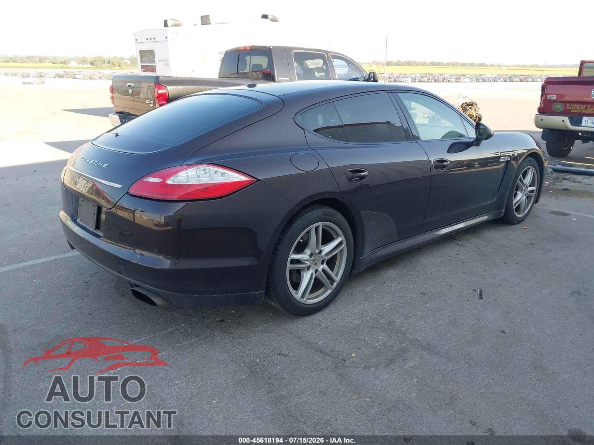 PORSCHE PANAMERA 2011 - WP0AA2A71BL011129