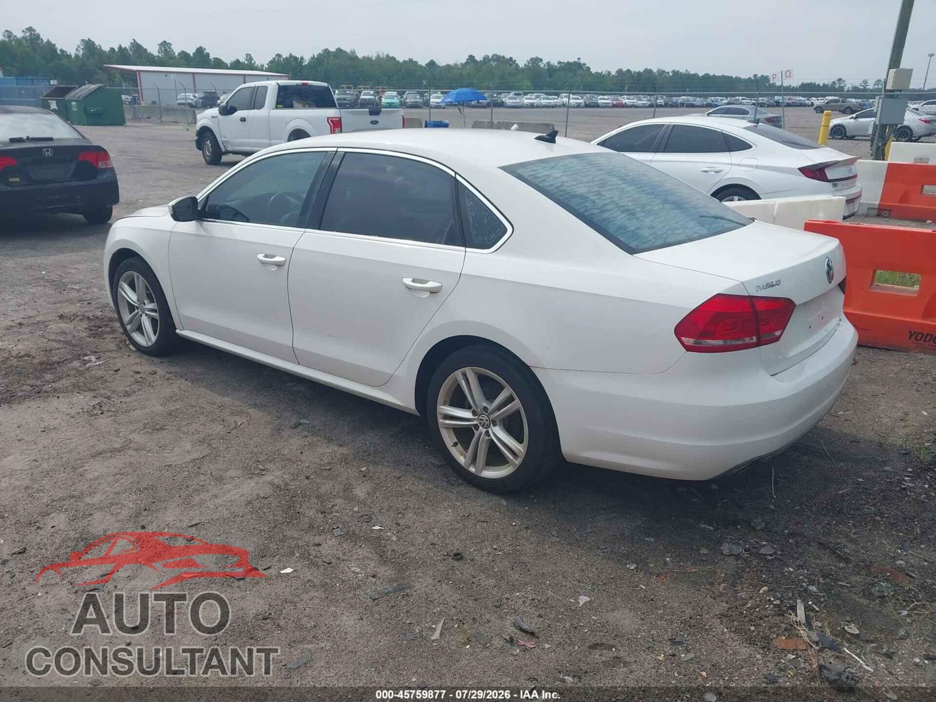 VOLKSWAGEN PASSAT 2014 - 1VWBN7A35EC044672