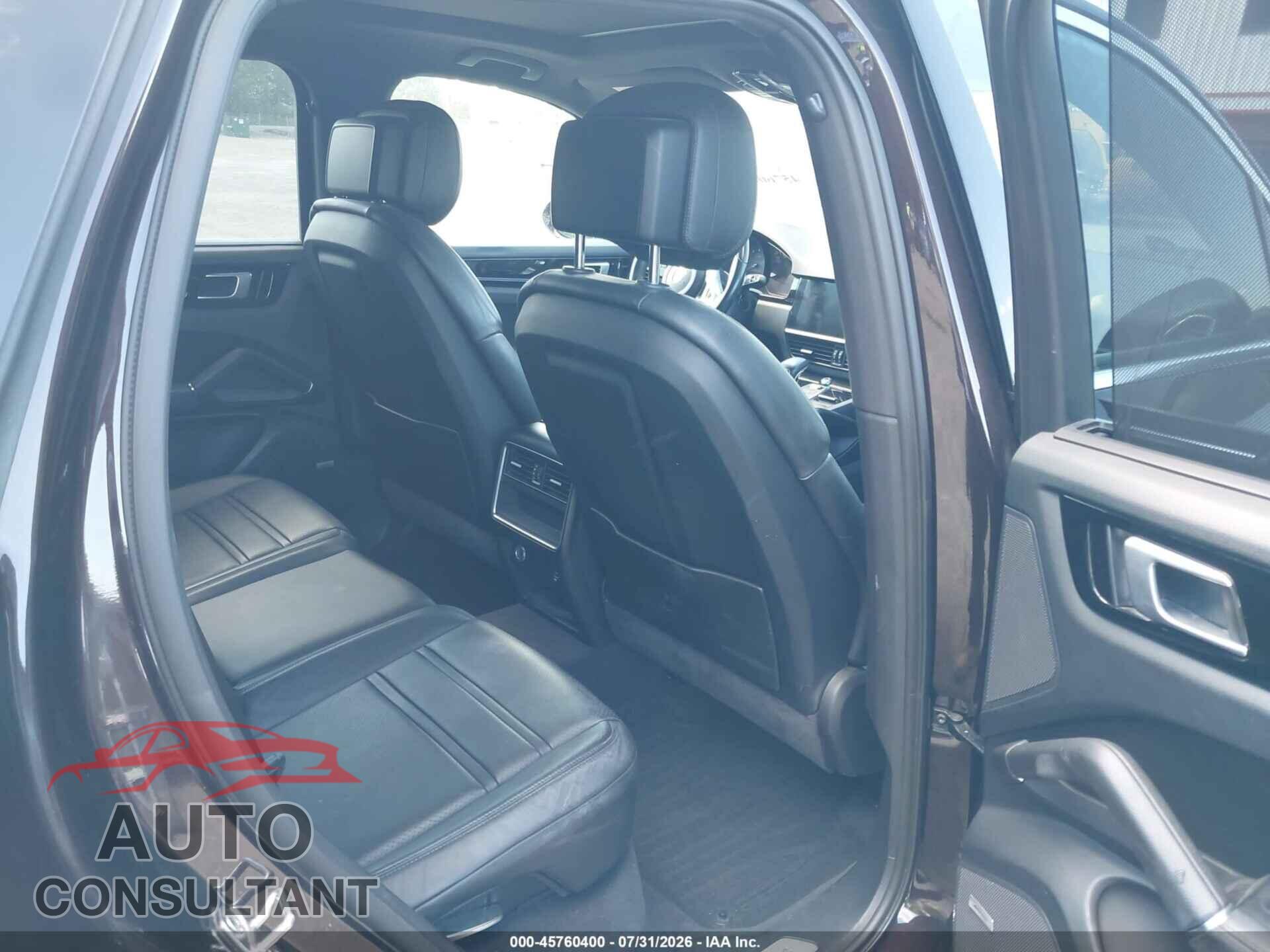 PORSCHE CAYENNE 2019 - WP1AA2AY9KDA03409