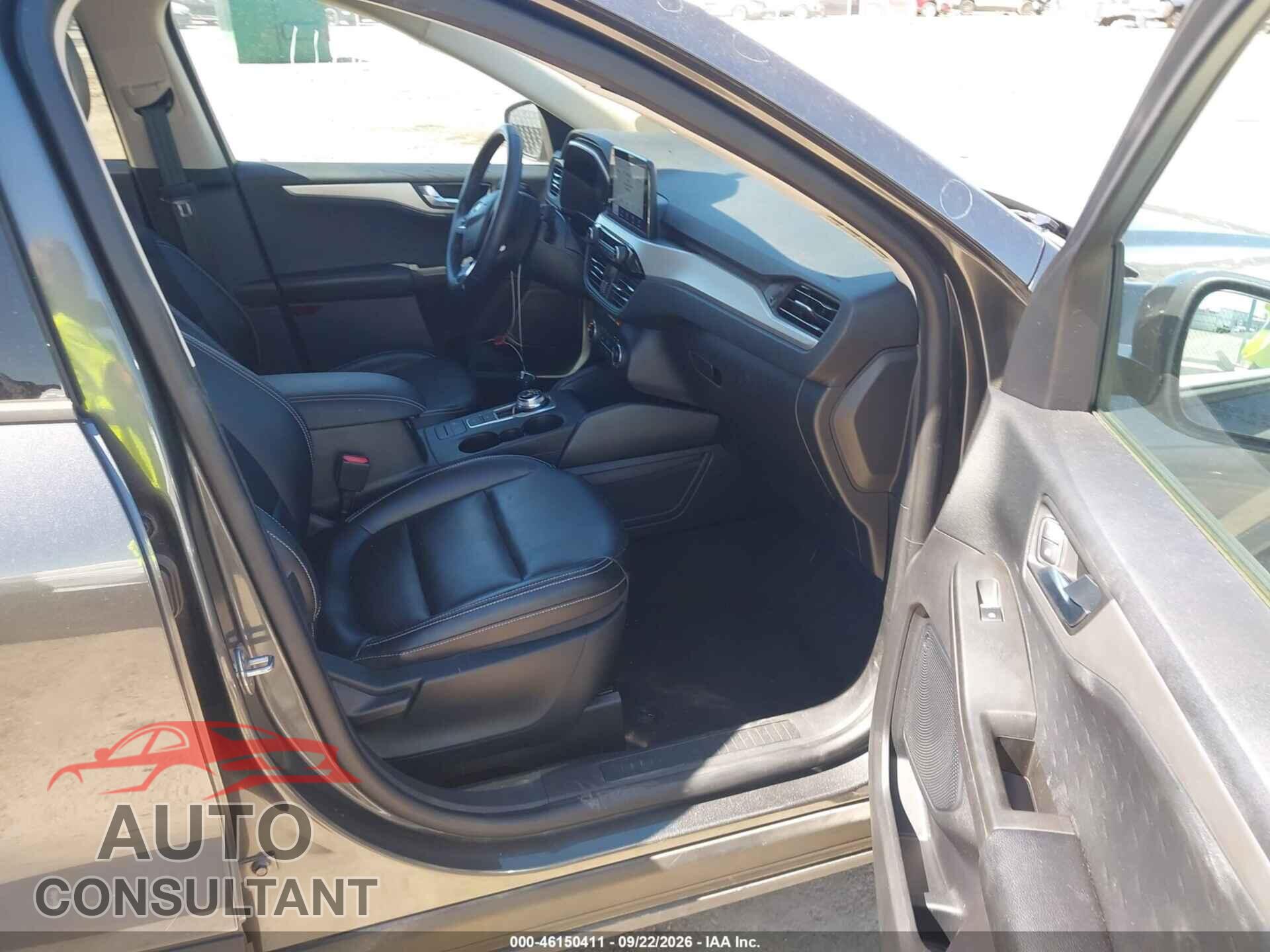 FORD ESCAPE 2020 - 1FMCU0H68LUA75886