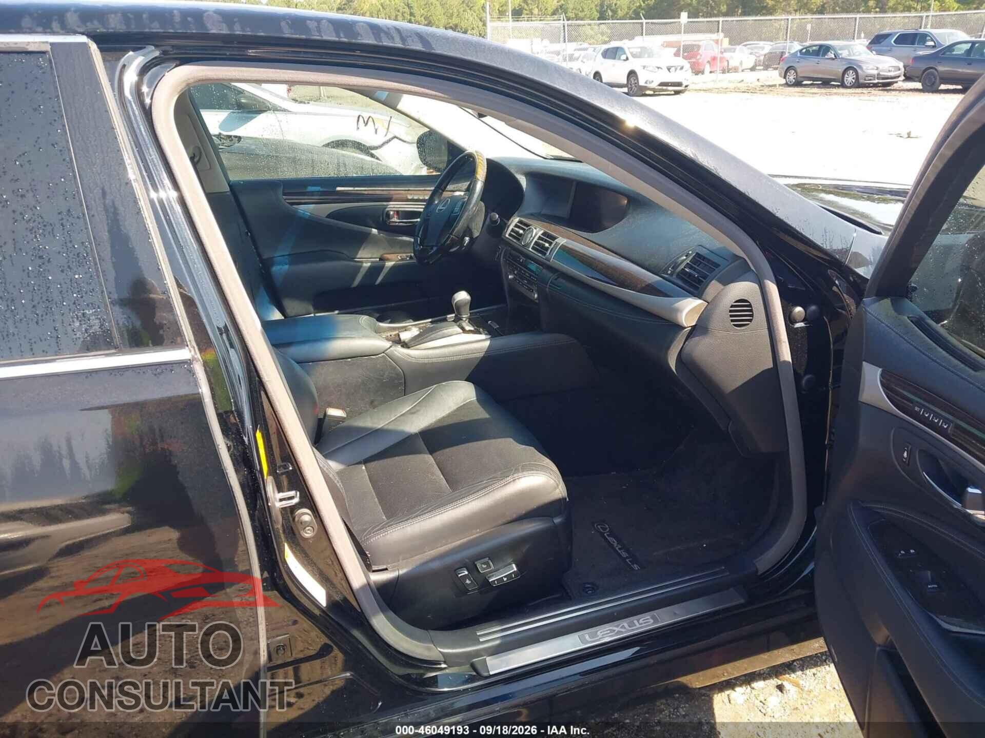 LEXUS LS 460 2014 - JTHBL5EF8E5127565