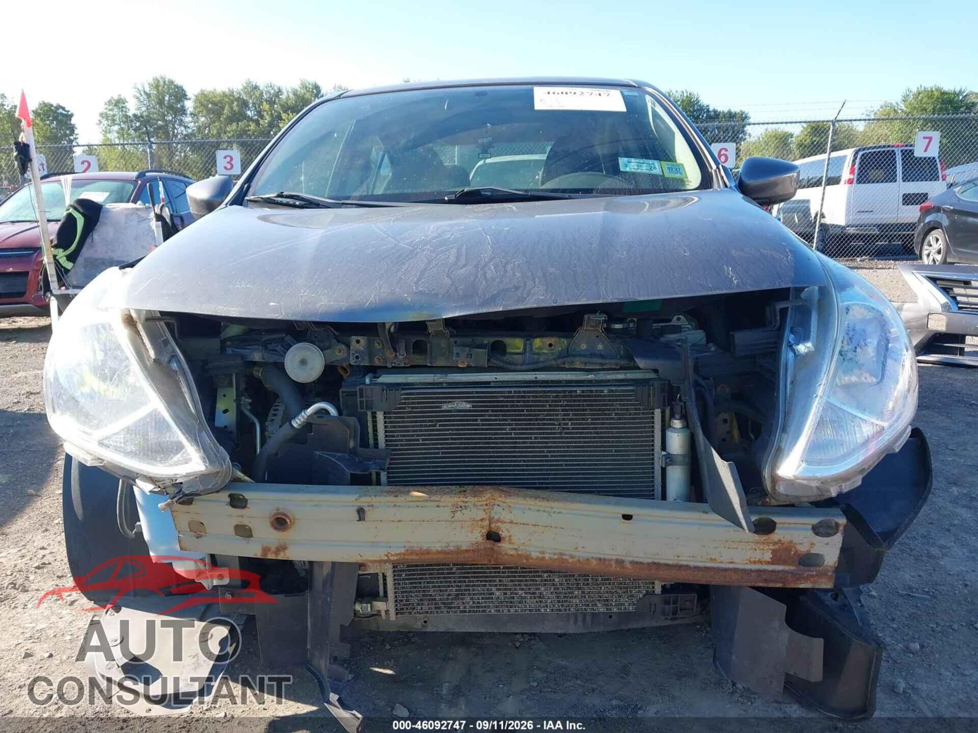 NISSAN VERSA 2017 - 3N1CN7AP1HL818695
