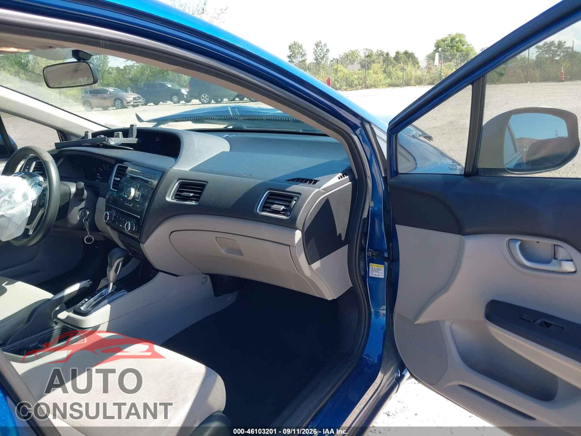 HONDA CIVIC 2013 - 19XFB2F57DE036283