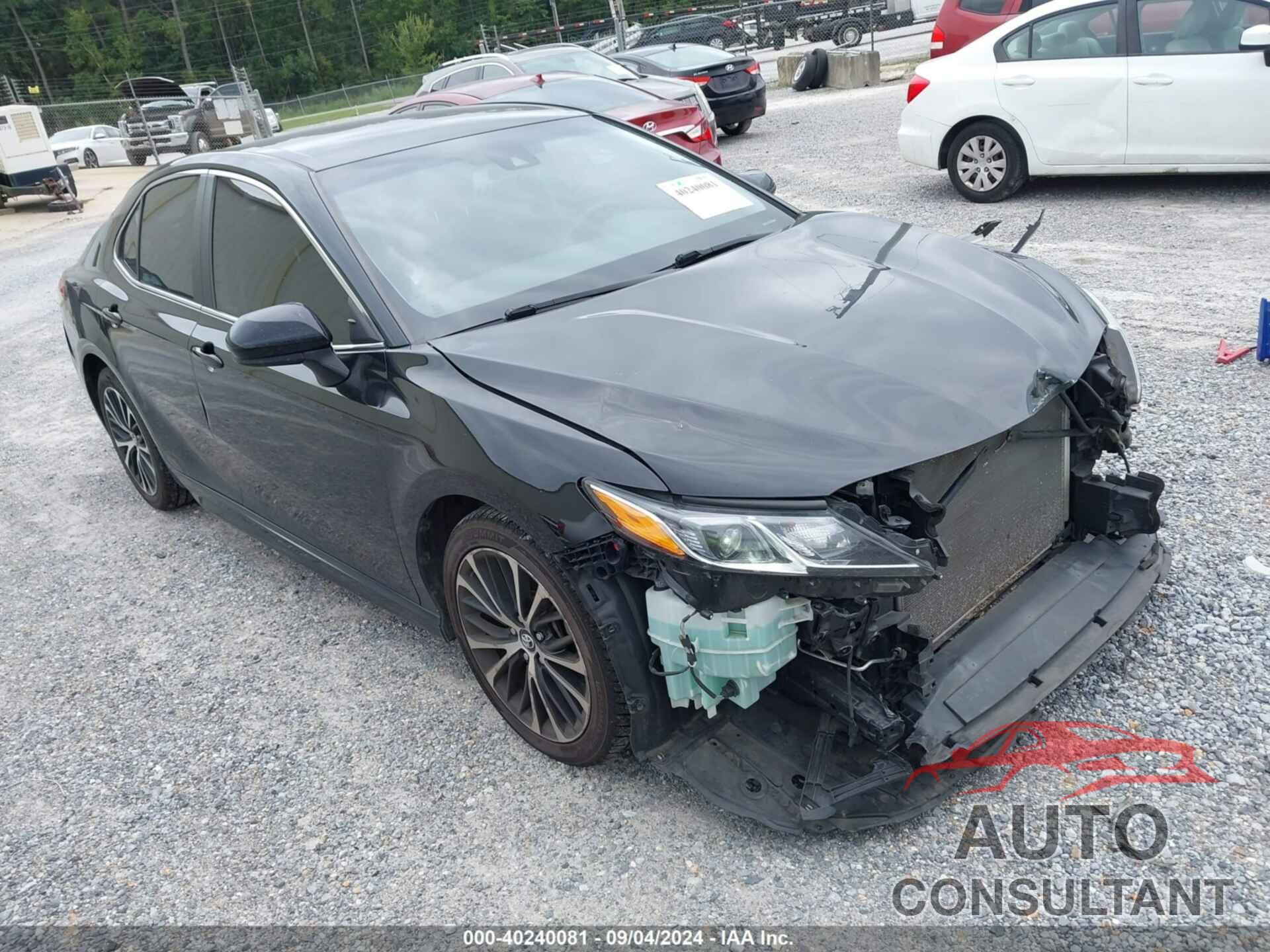 TOYOTA CAMRY 2018 - 4T1B11HK3JU123895