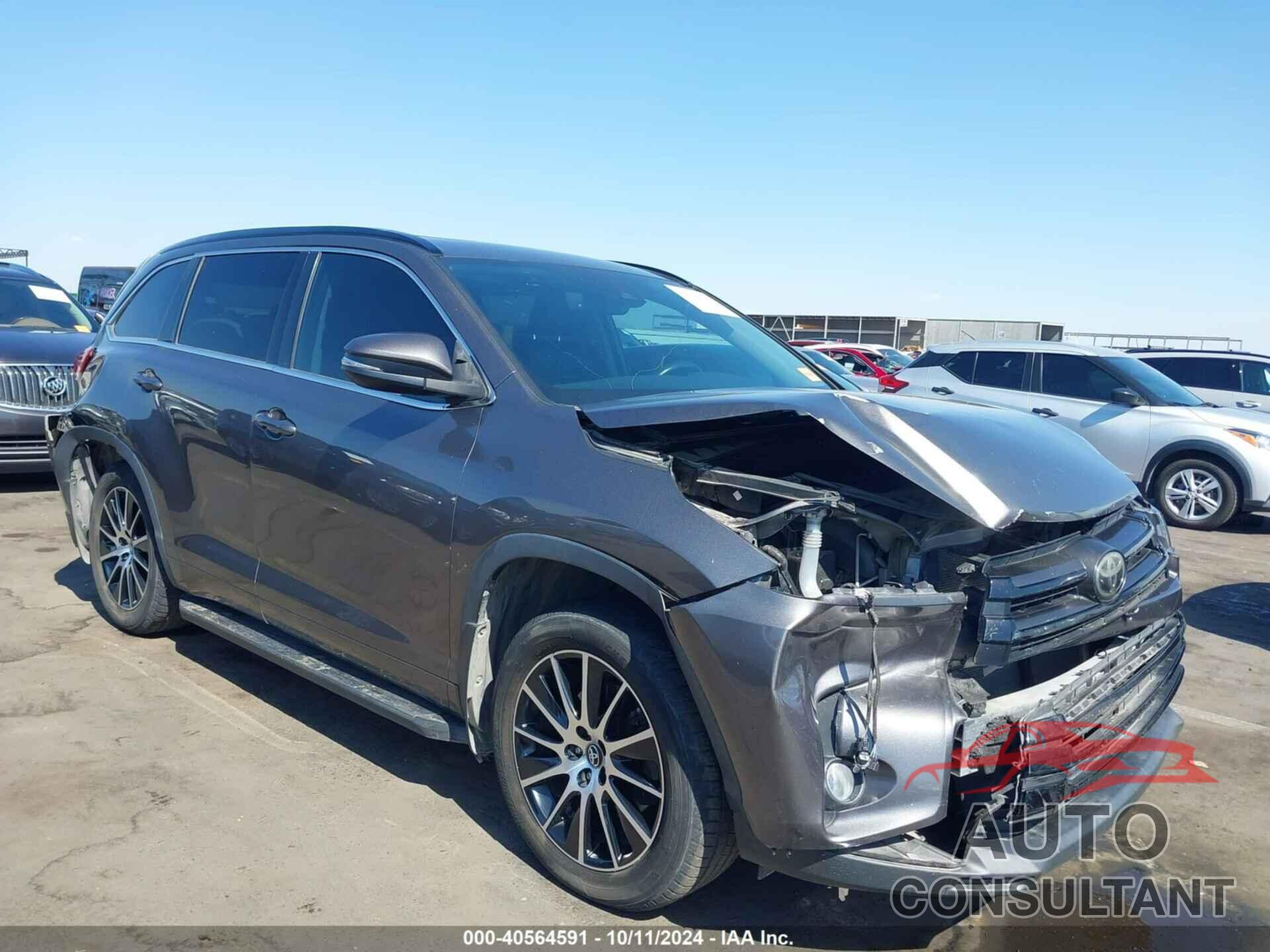 TOYOTA HIGHLANDER 2018 - 5TDJZRFH1JS860466