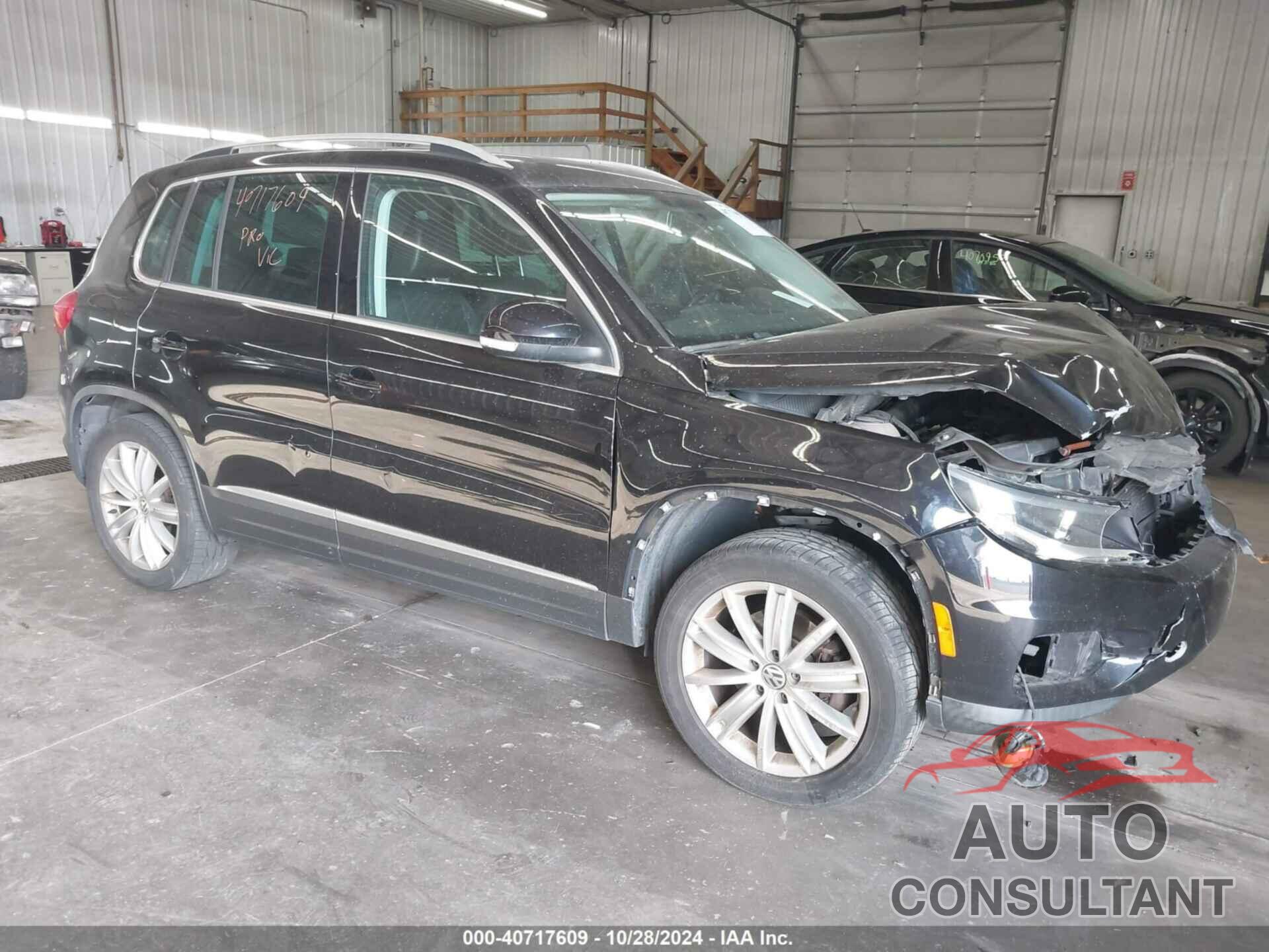 VOLKSWAGEN TIGUAN 2013 - WVGBV3AX7DW580983