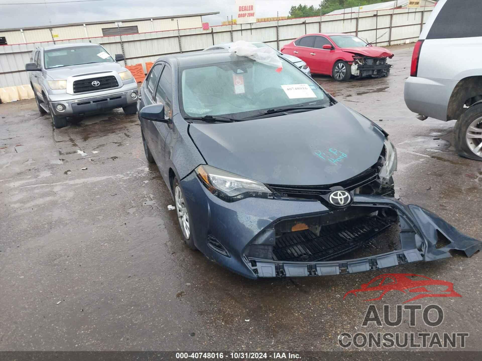 TOYOTA COROLLA 2018 - 5YFBURHE2JP740836