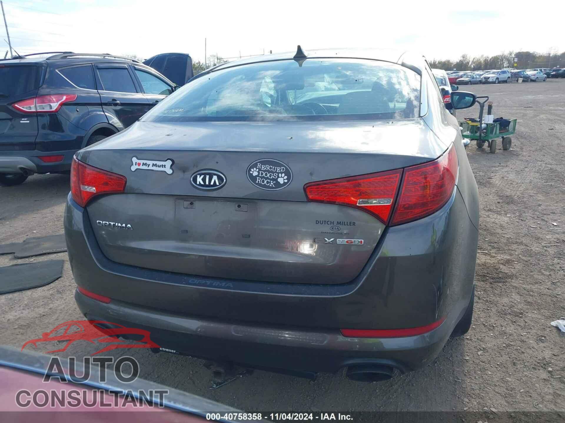 KIA OPTIMA 2011 - KNAGN4A60B5142149