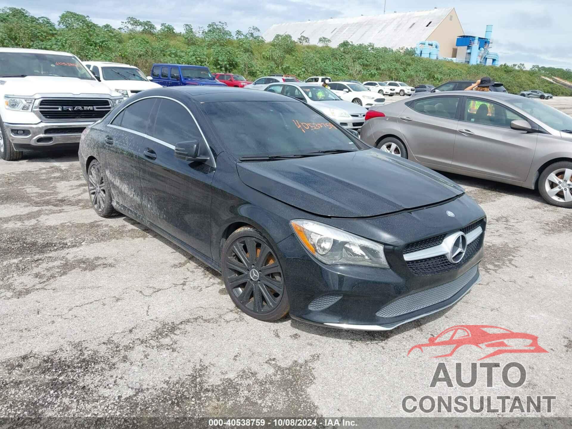 MERCEDES-BENZ CLA 250 2017 - WDDSJ4EB9HN438916