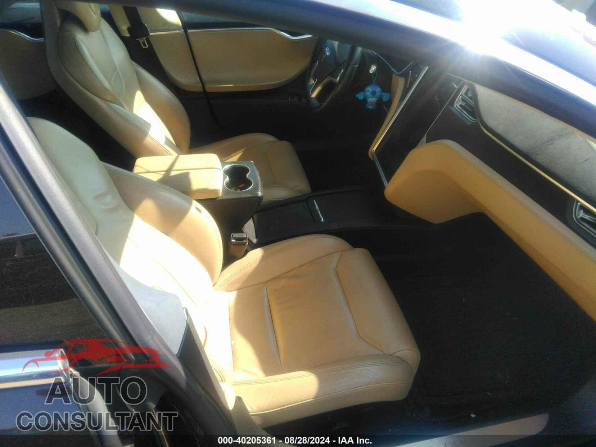 TESLA MODEL S 2017 - 5YJSA1E20HF193401