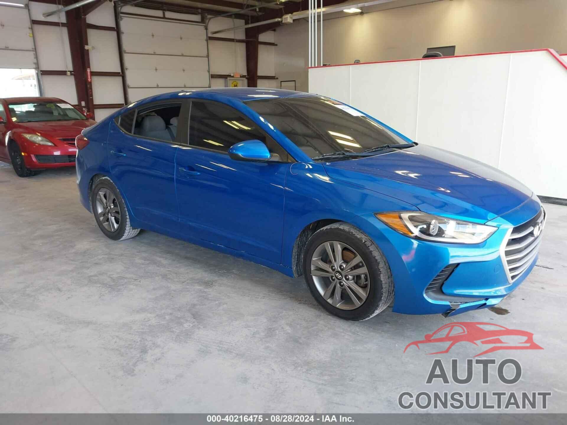 HYUNDAI ELANTRA 2017 - KMHD84LF4HU142126