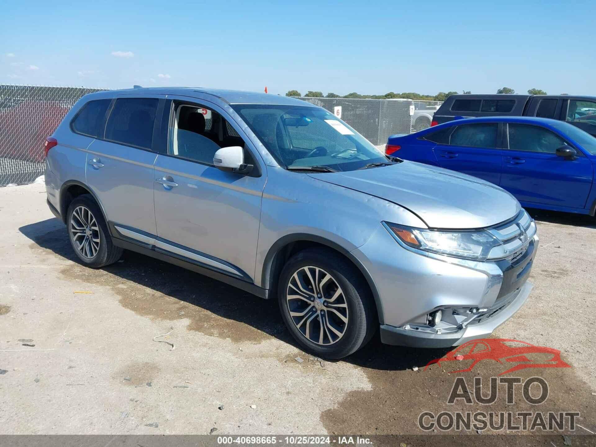 MITSUBISHI OUTLANDER 2017 - JA4AD3A38HZ041027