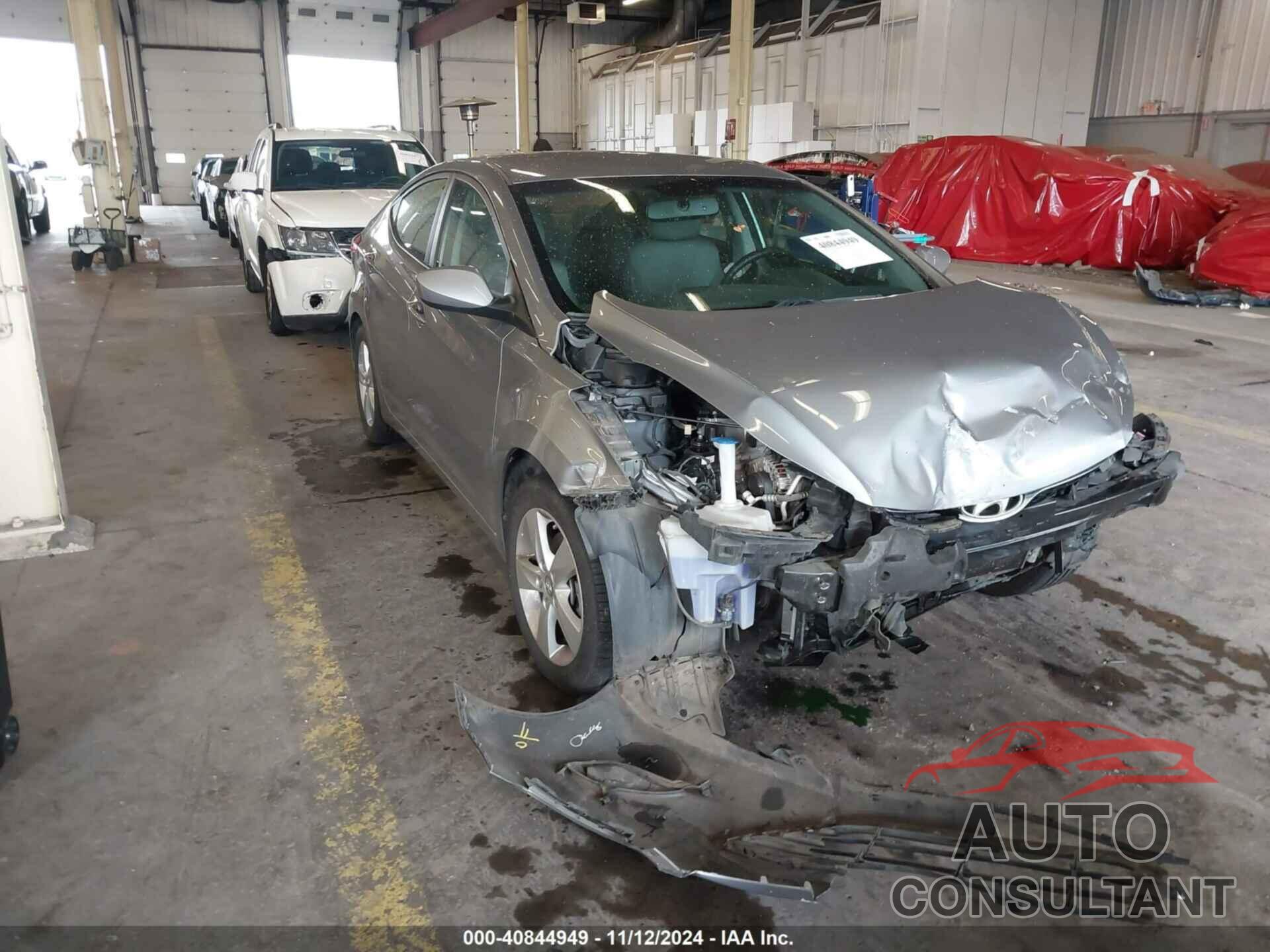HYUNDAI ELANTRA 2013 - KMHDH4AE0DU933712
