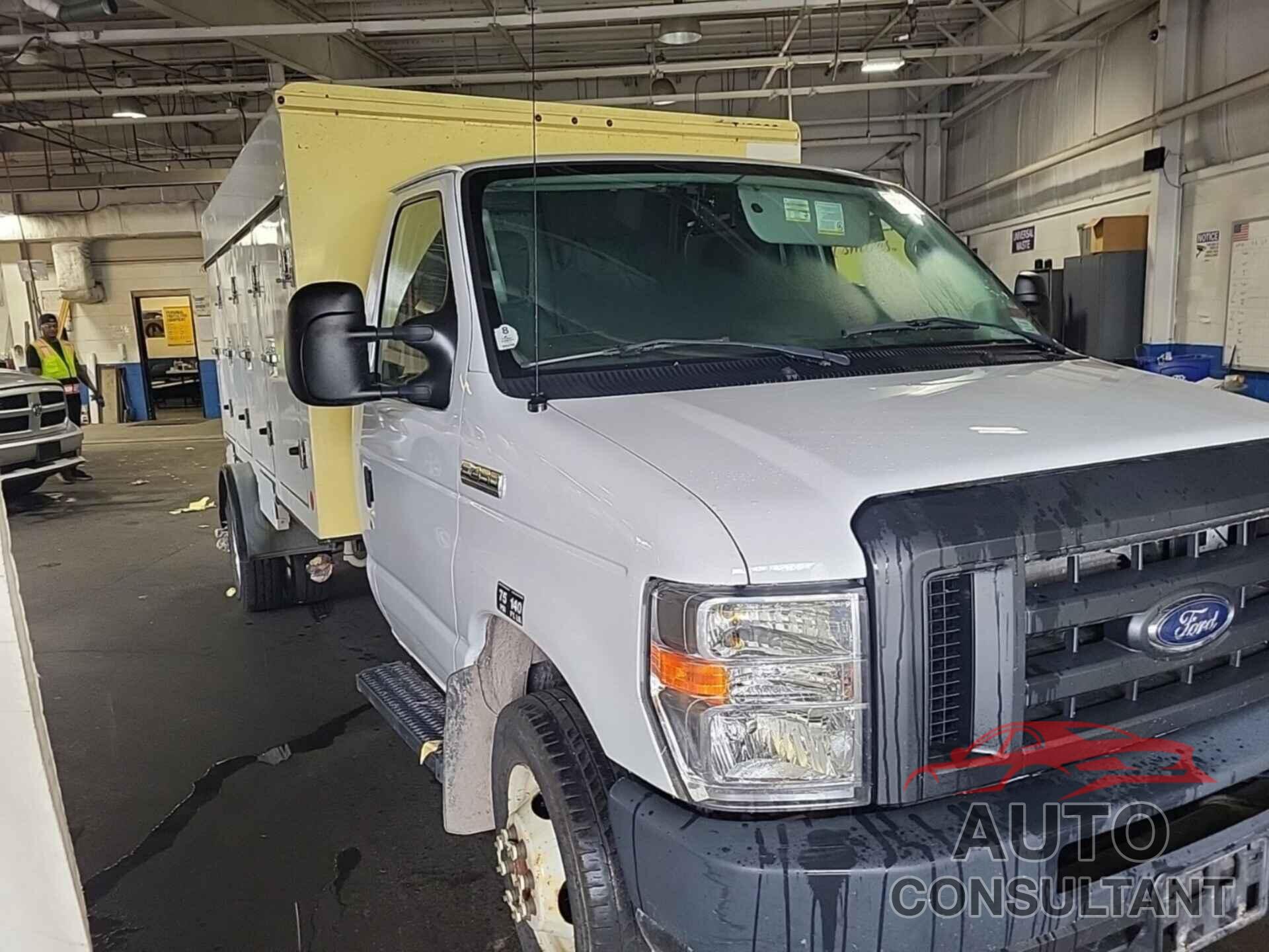 FORD E-450 CUTAWAY 2017 - 1FDXE4FS5HDC69109