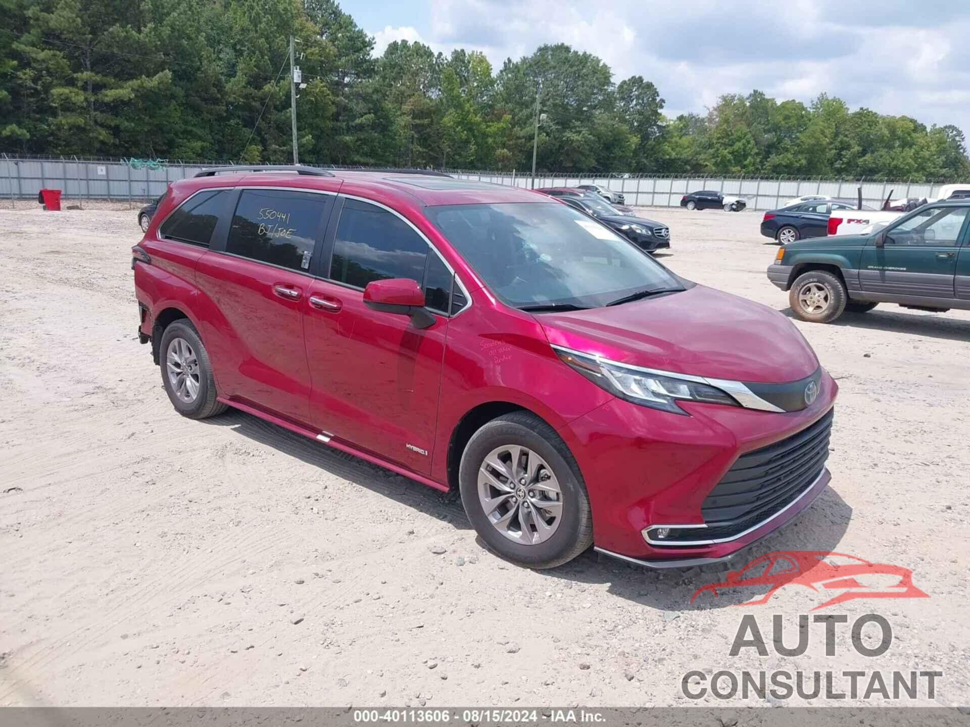 TOYOTA SIENNA 2021 - 5TDYRKECXMS063486