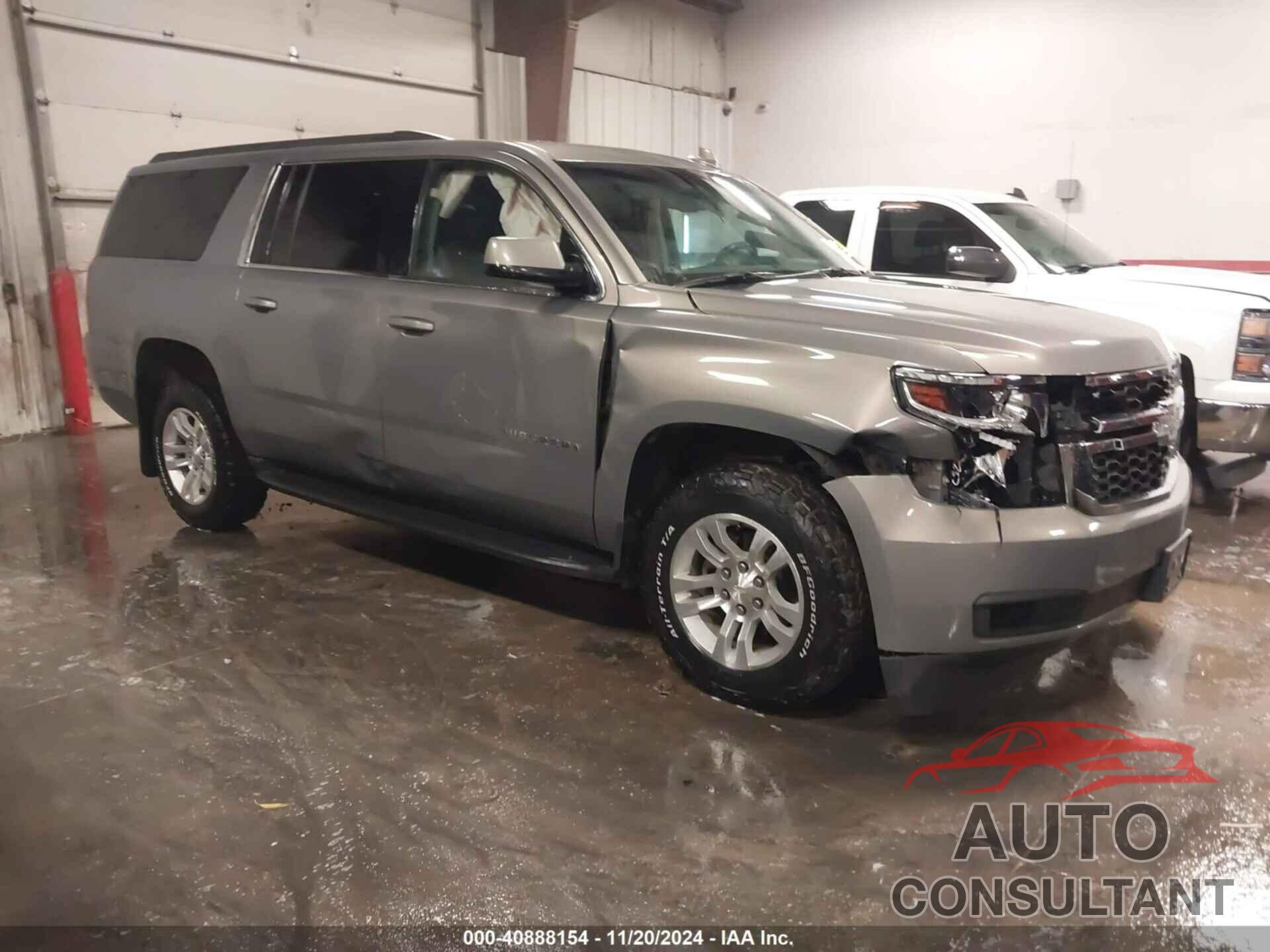 CHEVROLET SUBURBAN 2019 - 1GNSKGEC5KR254369