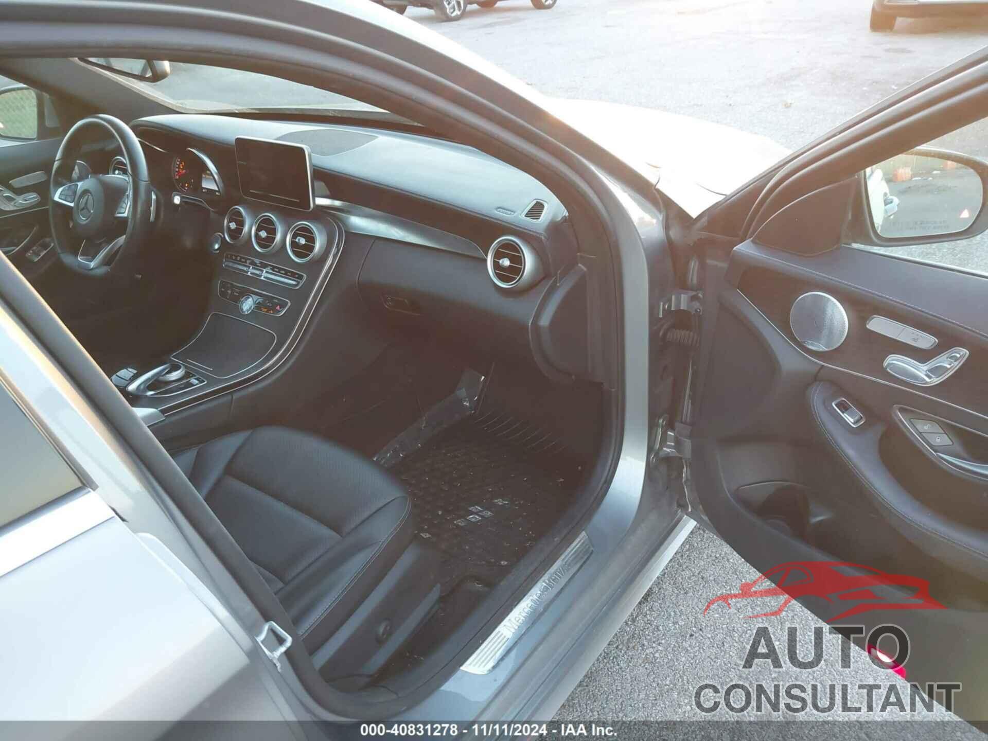 MERCEDES-BENZ C 300 2015 - 55SWF4KB1FU063339