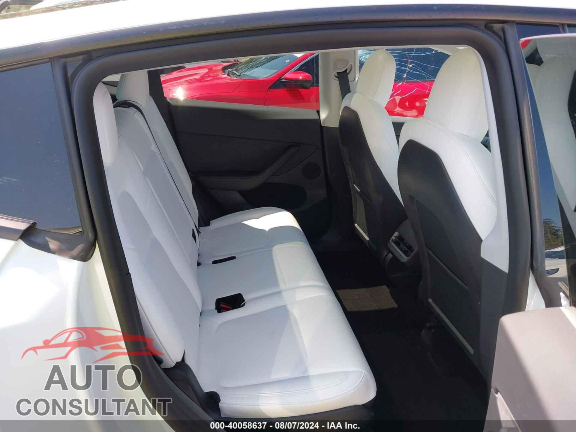 TESLA MODEL Y 2022 - 7SAYGAEE7NF538005