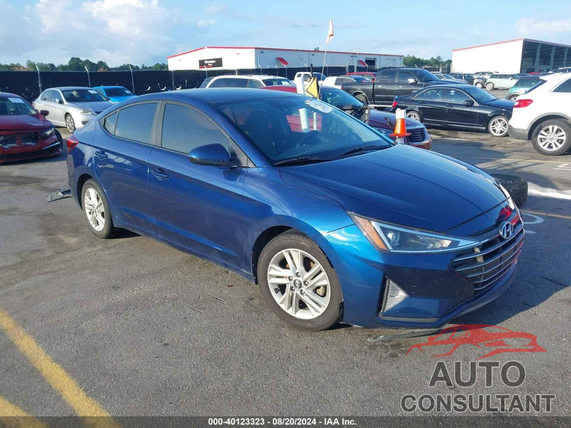 HYUNDAI ELANTRA 2019 - 5NPD84LF4KH428872