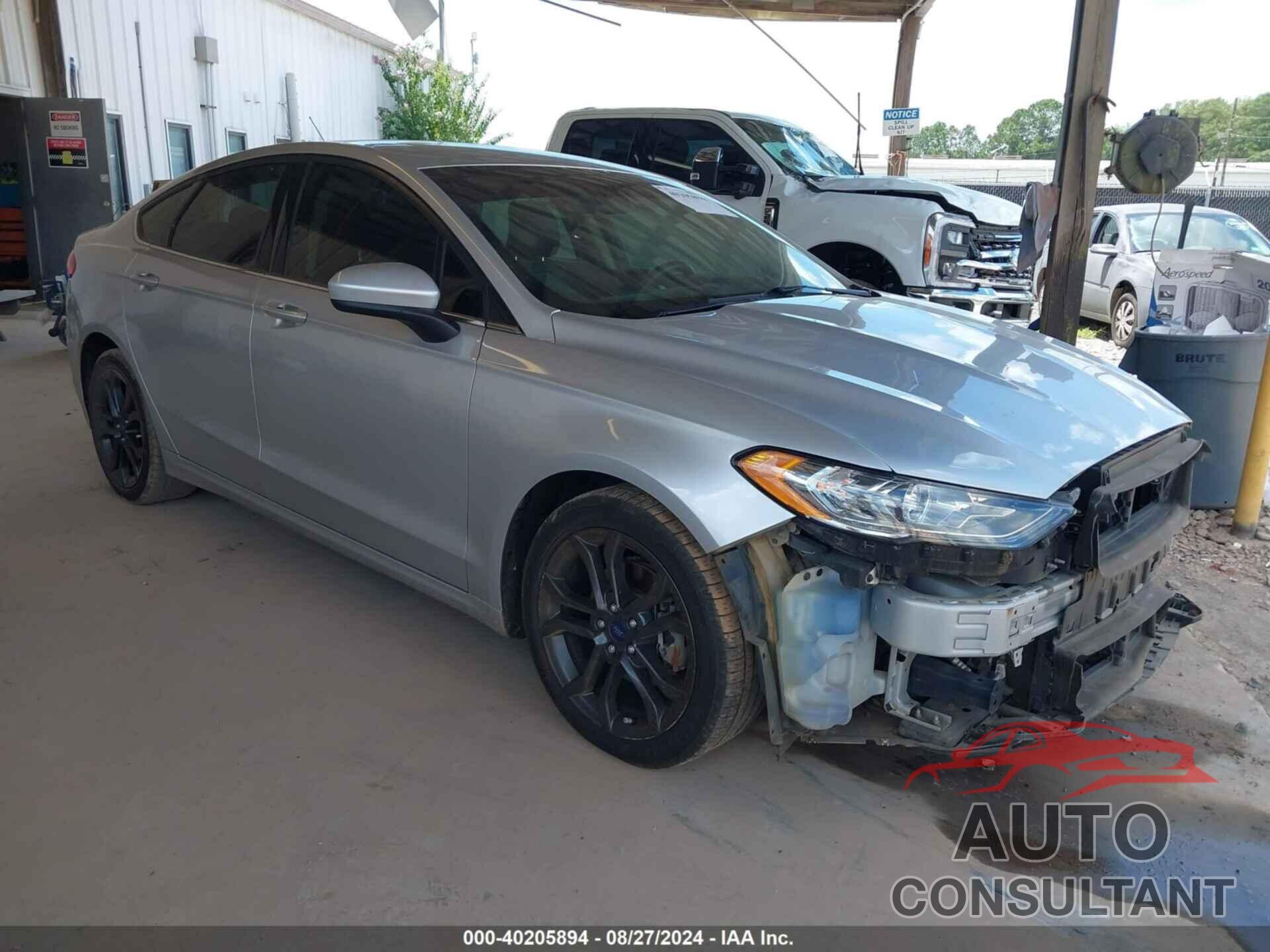 FORD FUSION 2018 - 3FA6P0H72JR113463