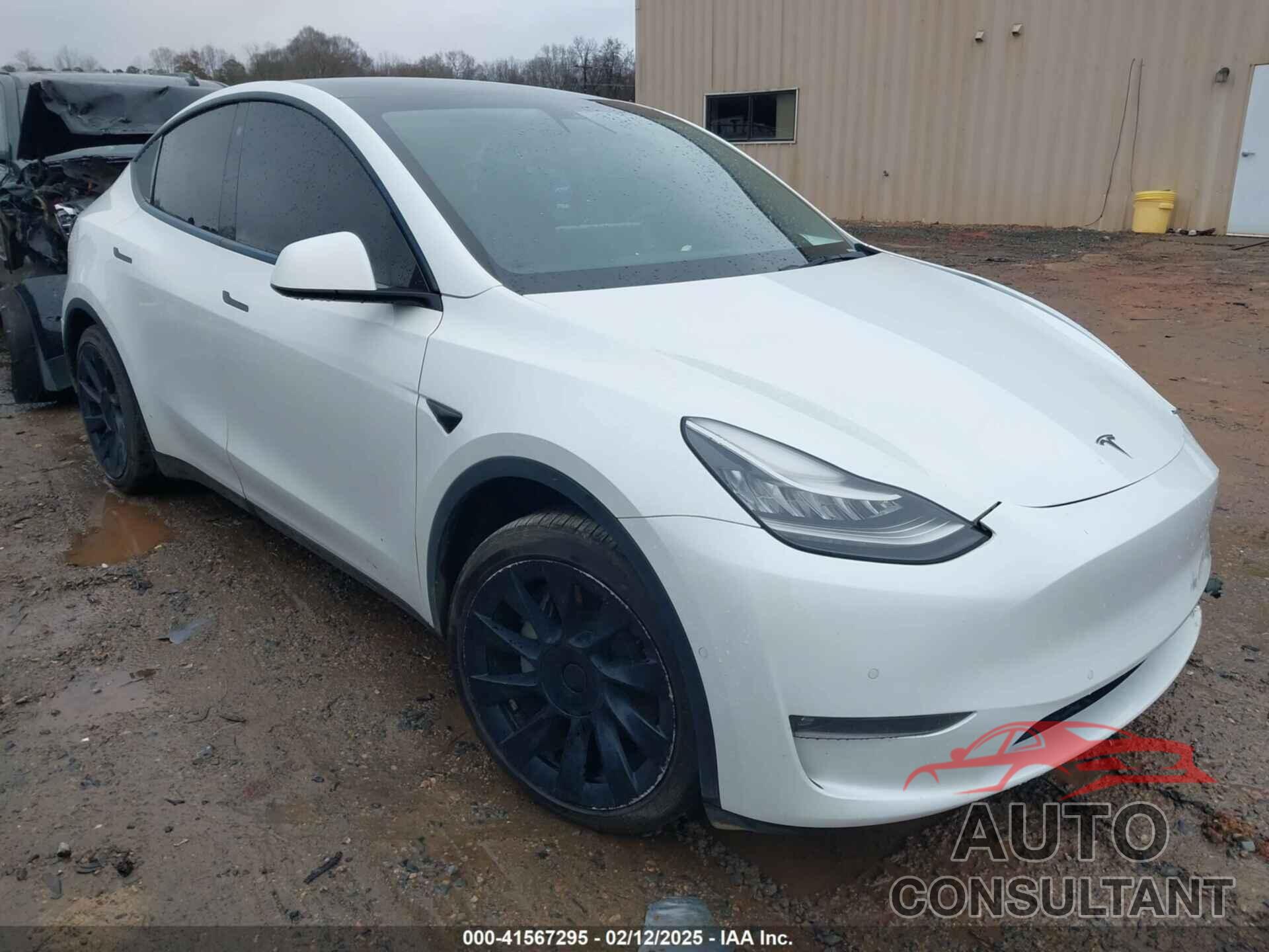 TESLA MODEL Y 2021 - 5YJYGDED8MF114076