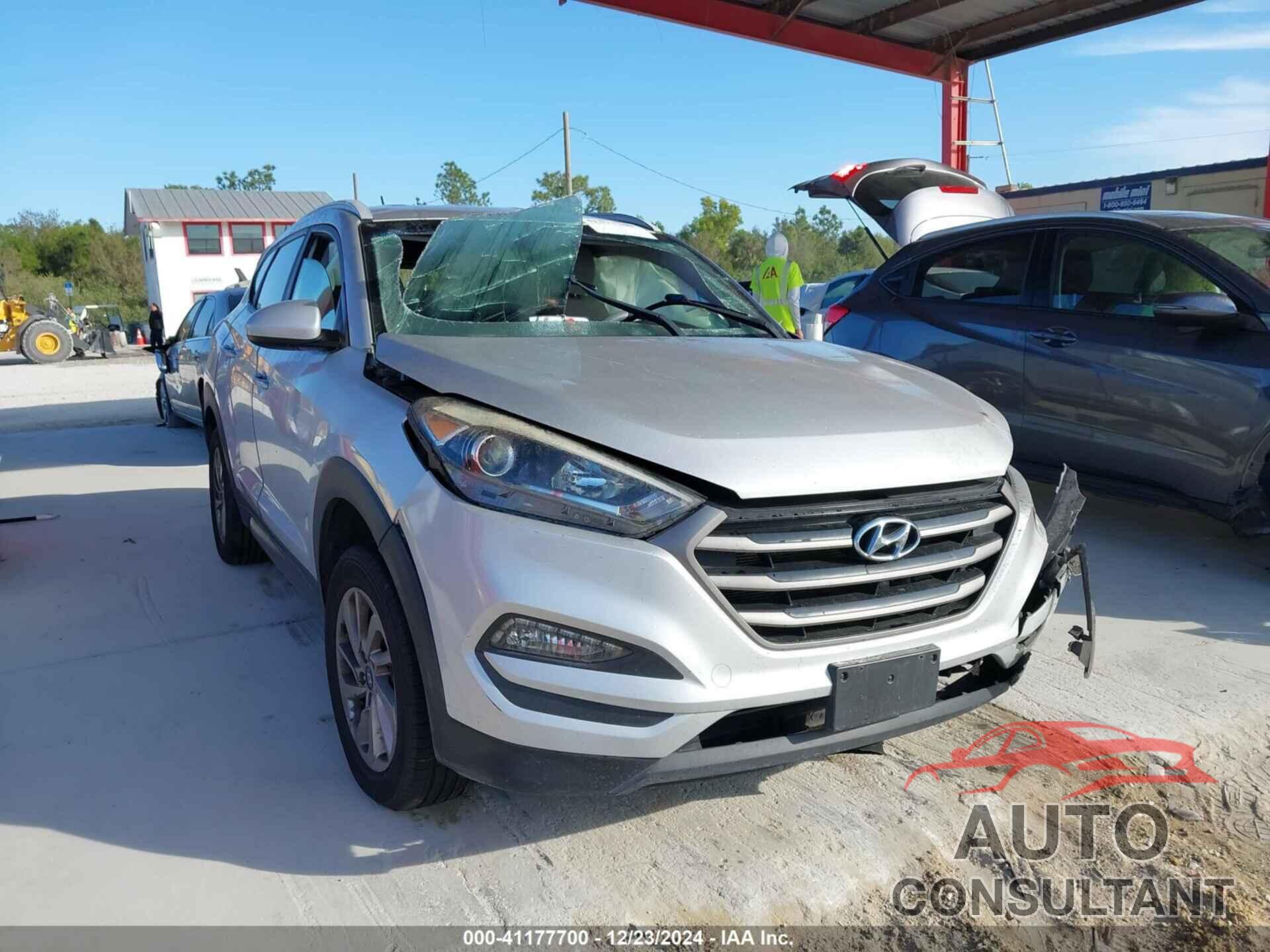 HYUNDAI TUCSON 2016 - KM8J3CA42GU067390