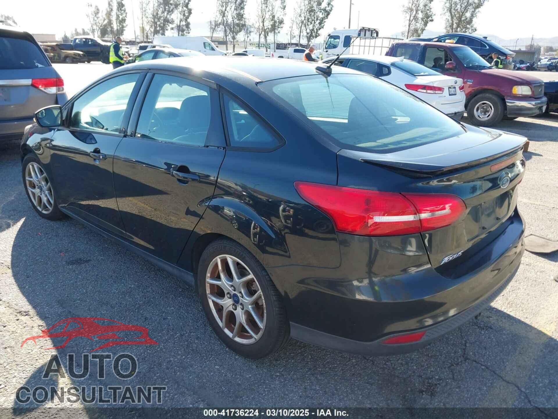 FORD FOCUS 2015 - 1FADP3F28FL245164