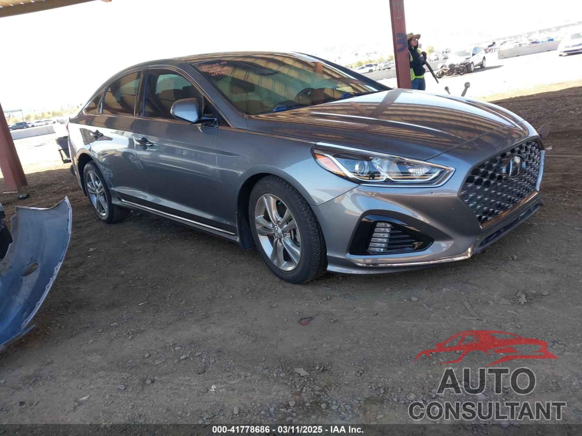 HYUNDAI SONATA 2018 - 5NPE34AF2JH696436
