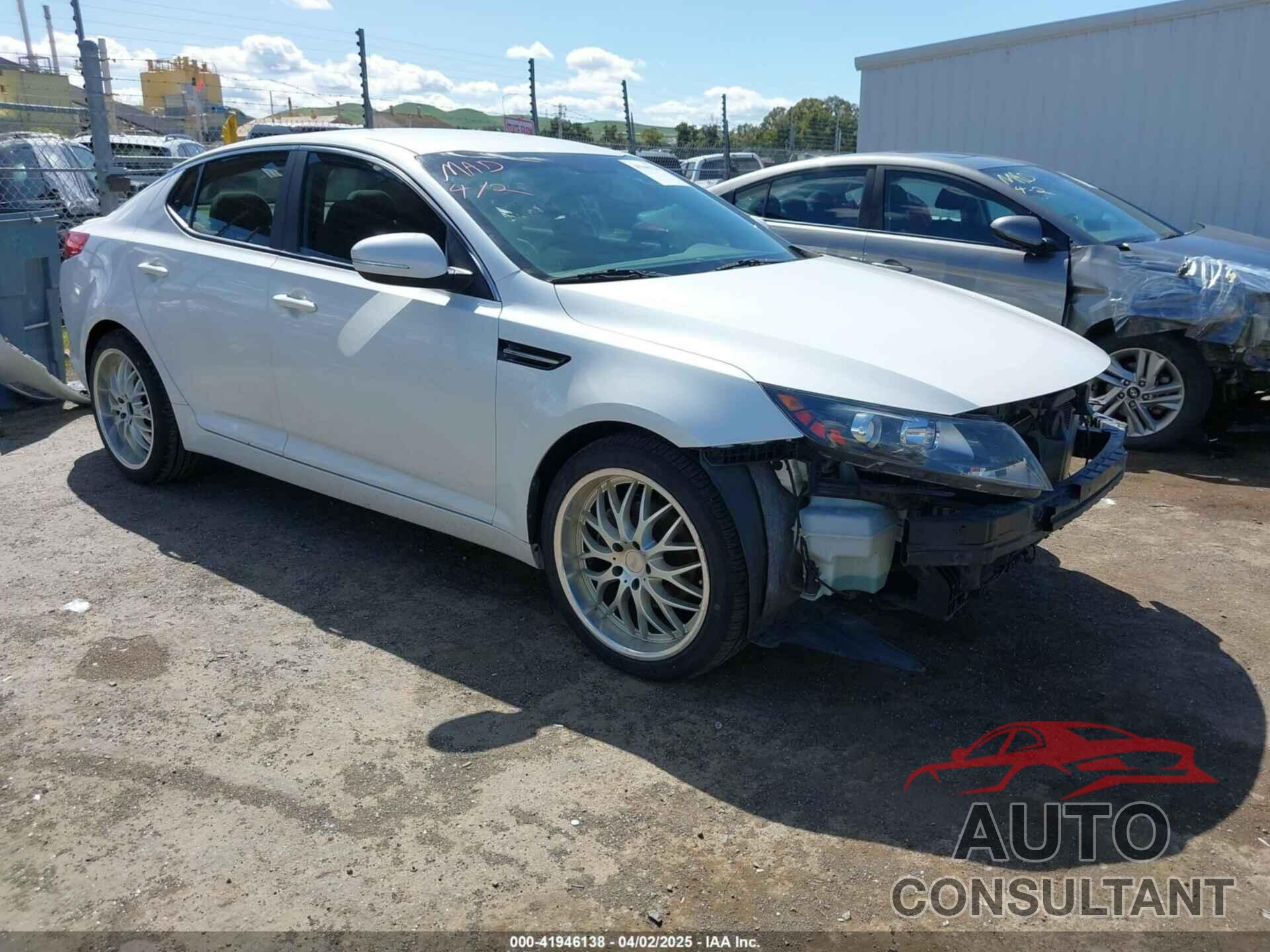 KIA OPTIMA 2011 - KNAGM4A71B5072995