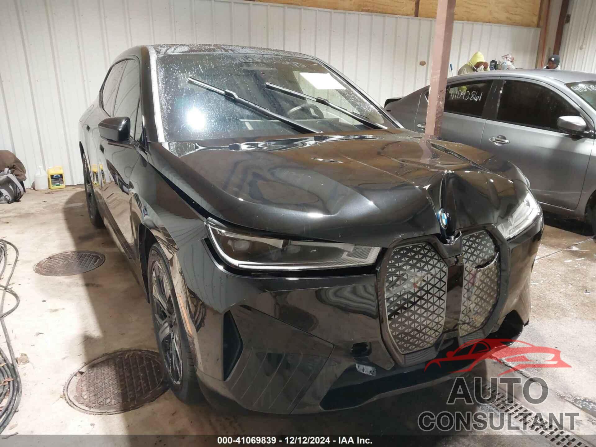 BMW IX 2024 - WB523CF08RCP18413