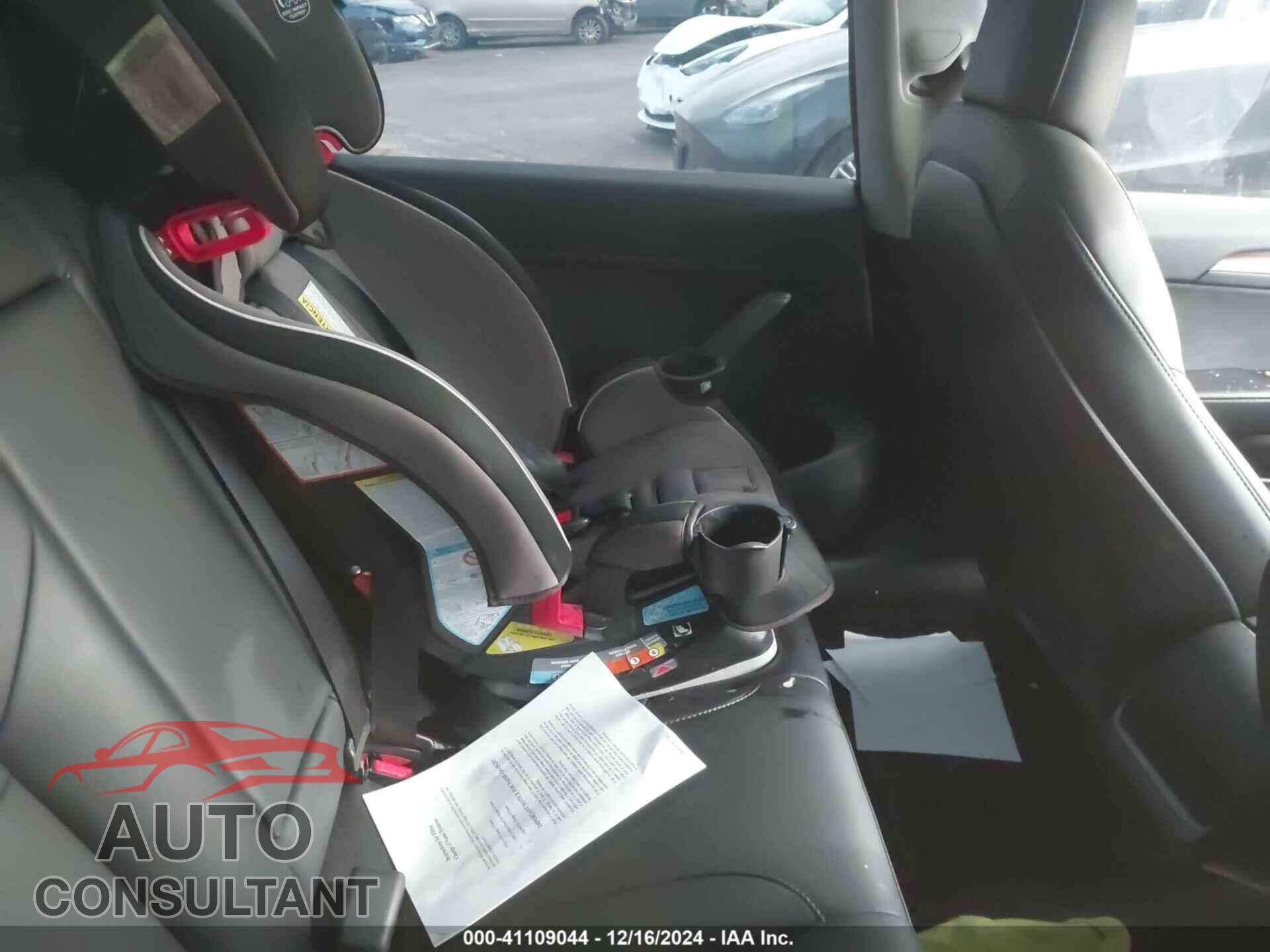 TESLA MODEL 3 2022 - 5YJ3E1EA4NF374433