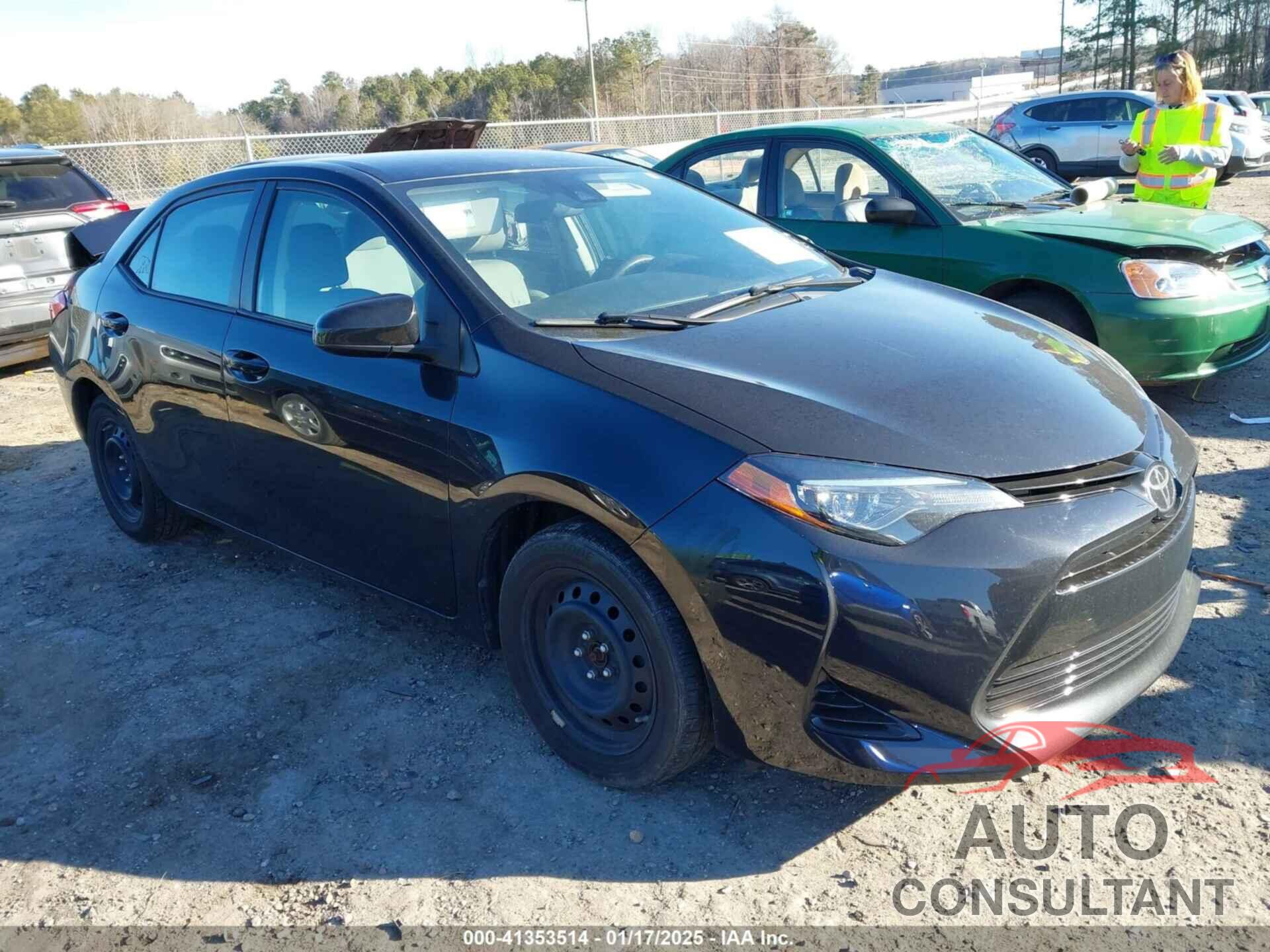 TOYOTA COROLLA 2017 - 2T1BURHEXHC802171