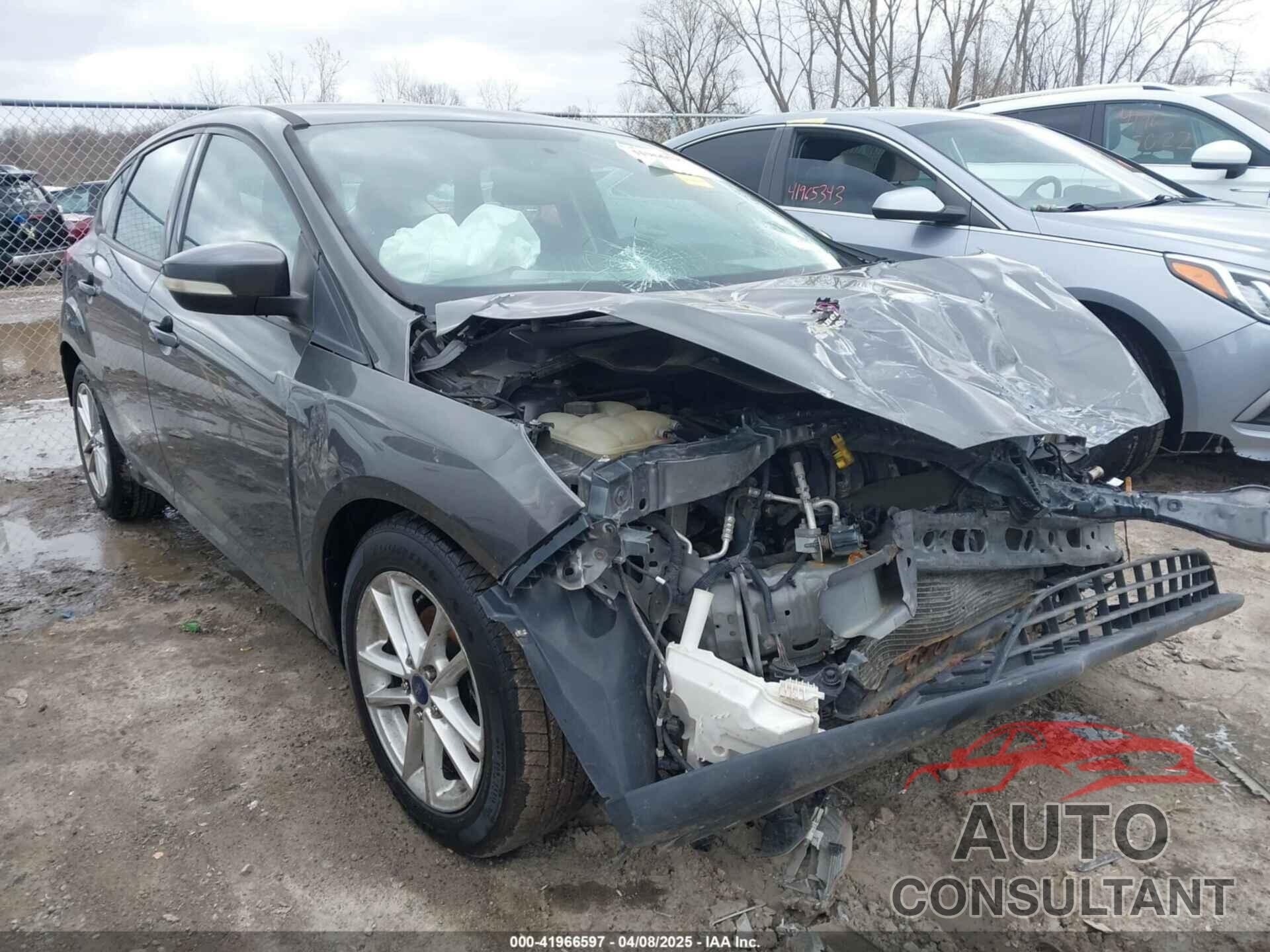FORD FOCUS 2016 - 1FADP3K22GL255339