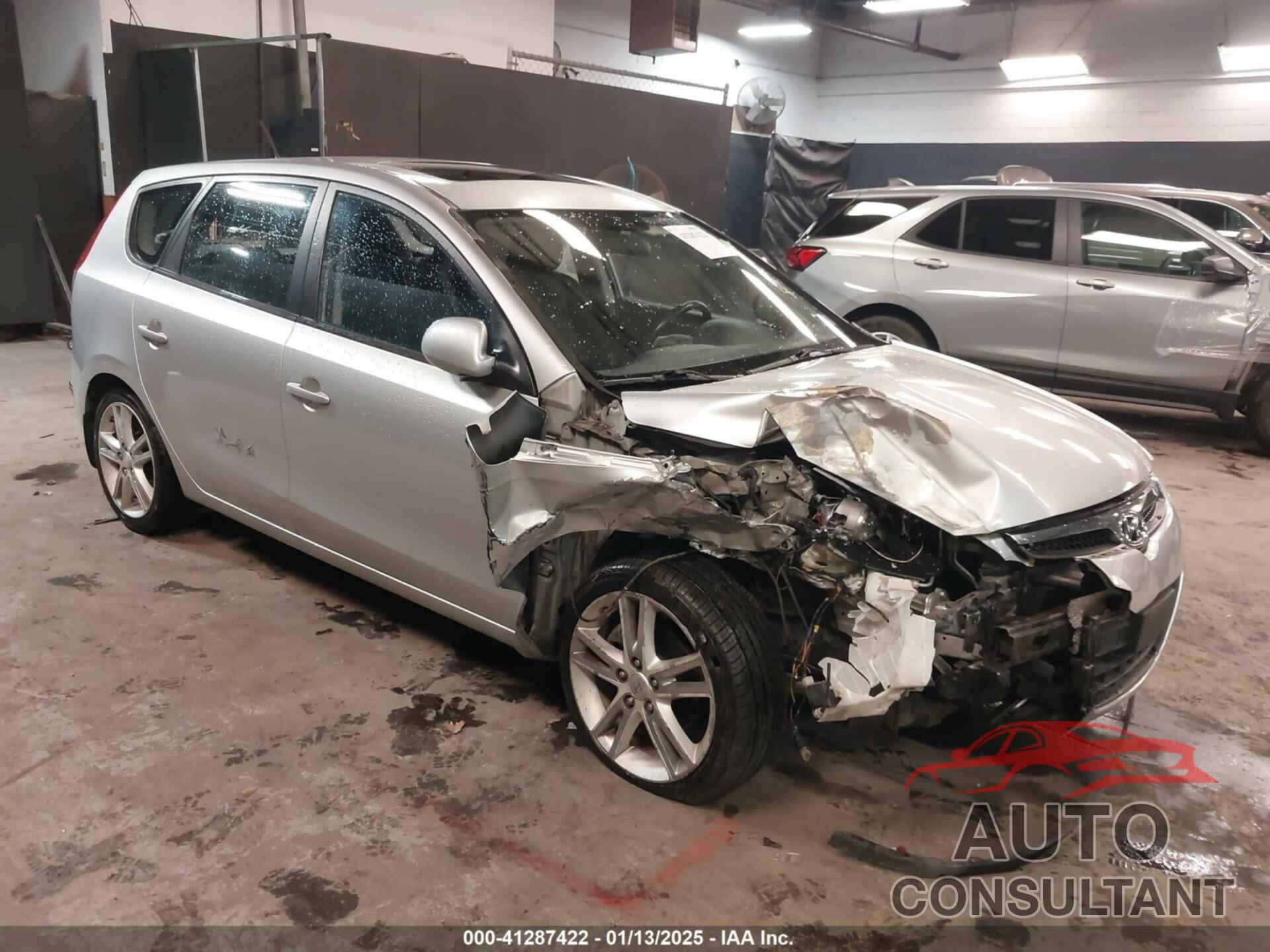 HYUNDAI ELANTRA TOURING 2009 - KMHDC86E79U032763