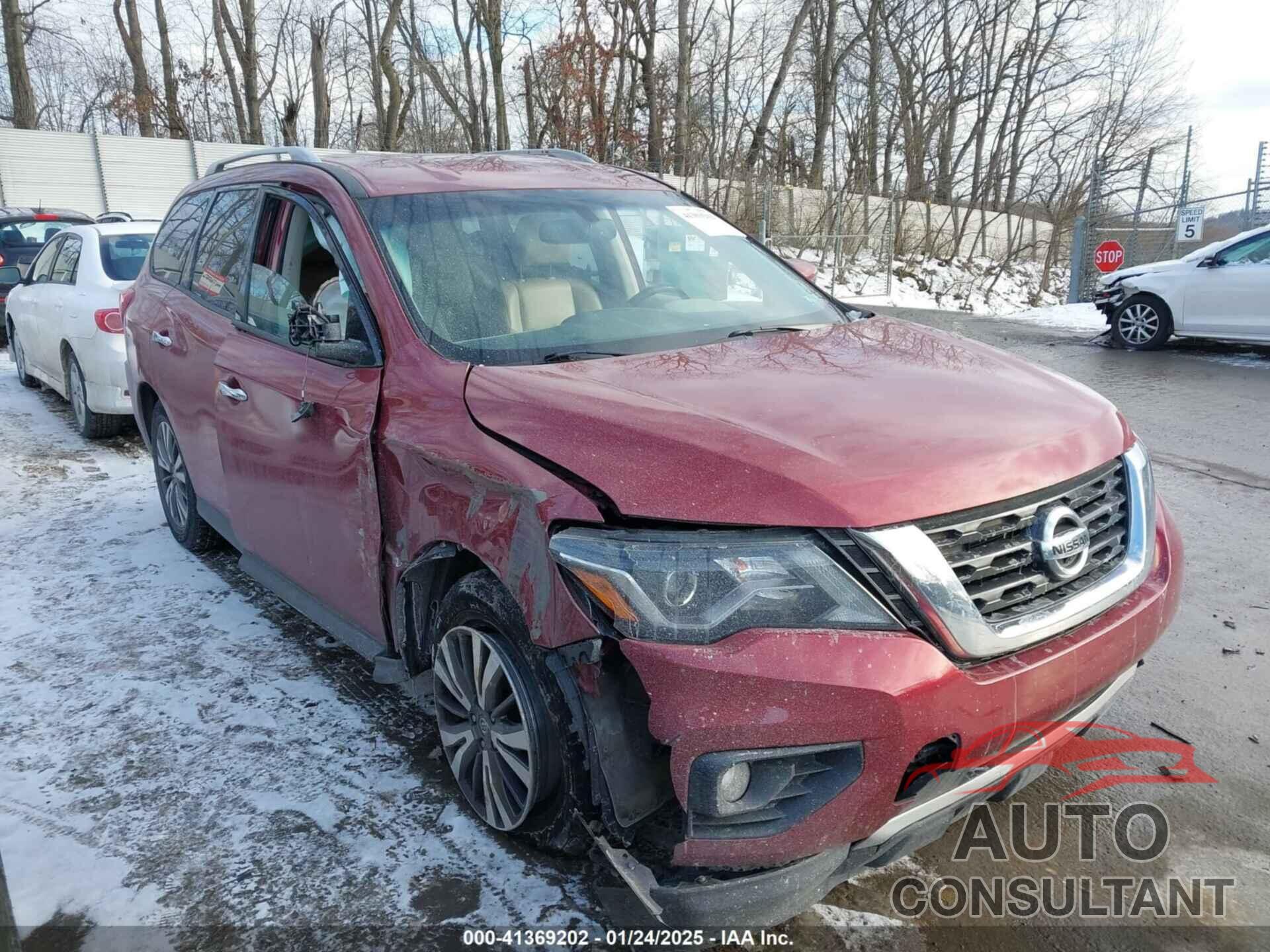 NISSAN PATHFINDER 2017 - 5N1DR2MMXHC904184