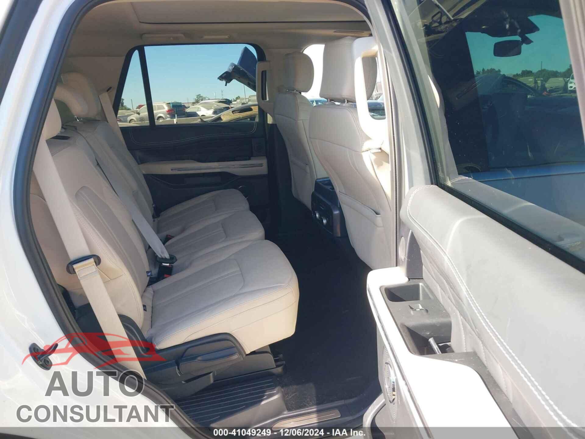 FORD EXPEDITION 2024 - 1FMJU1L82REA09116