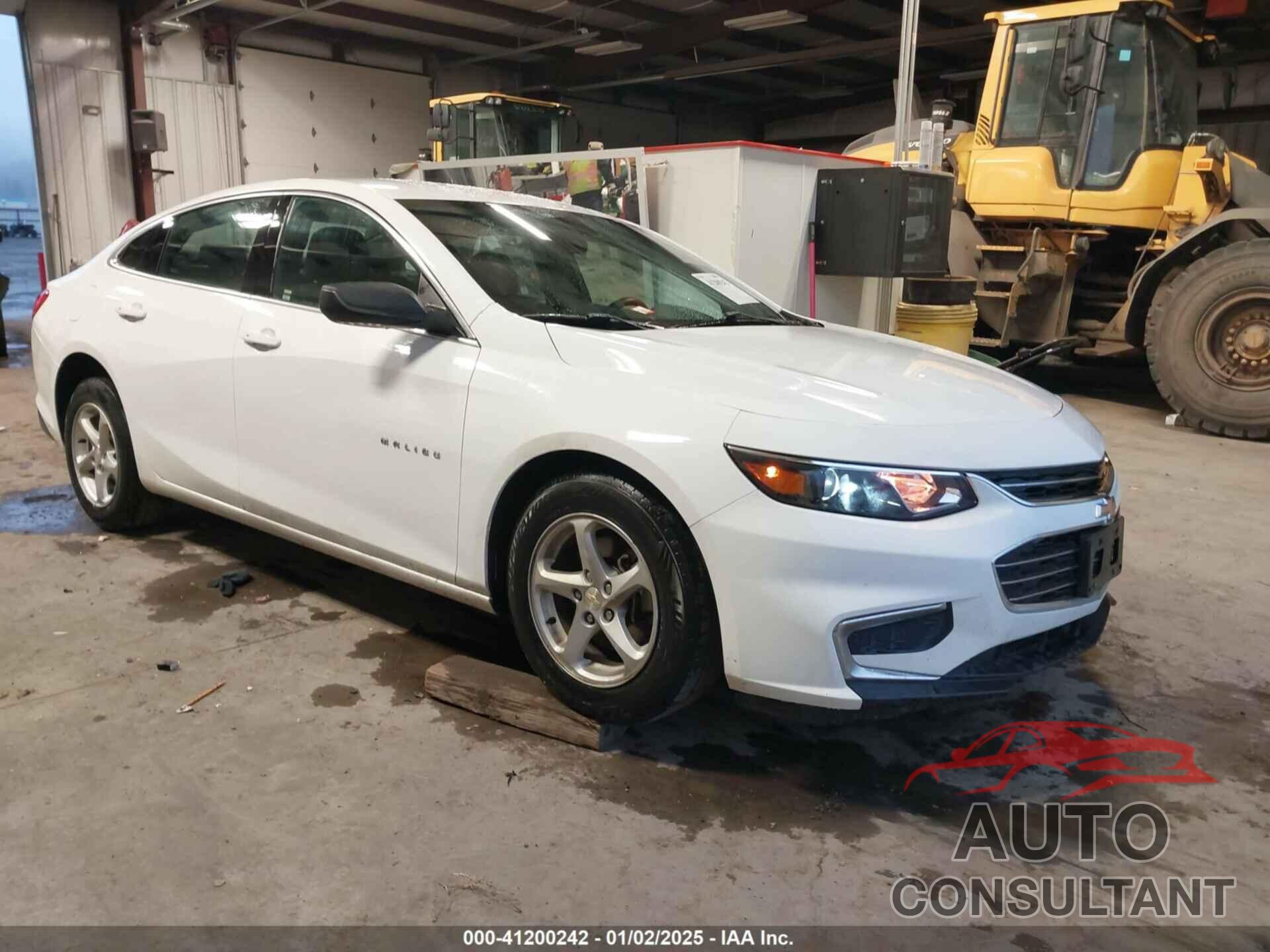 CHEVROLET MALIBU 2018 - 1G1ZB5ST4JF282592