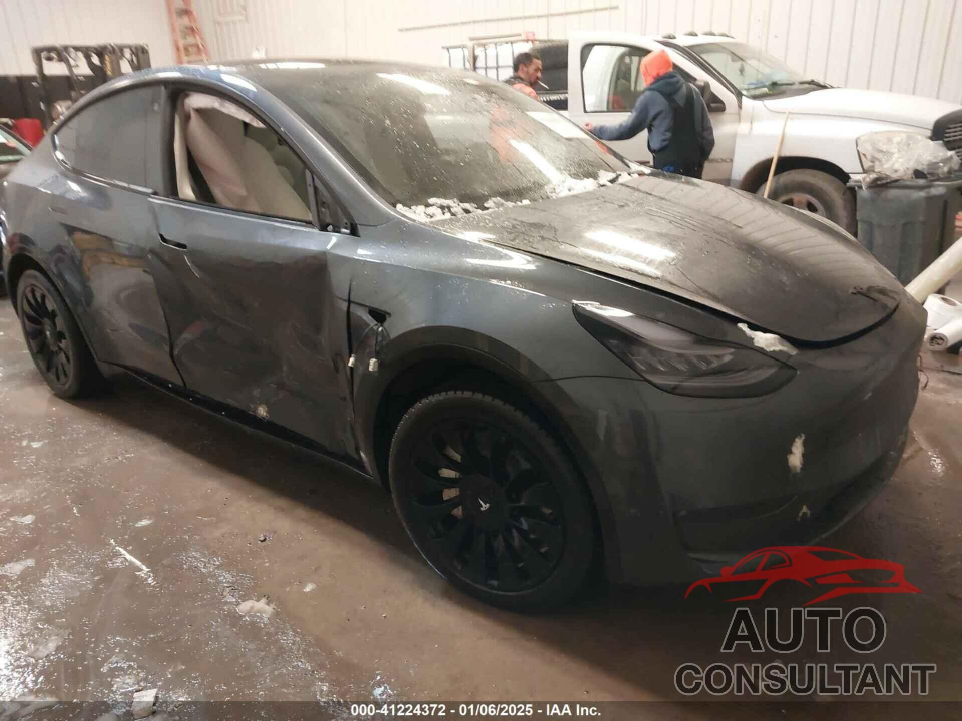 TESLA MODEL Y 2021 - 5YJYGDEE9MF109820