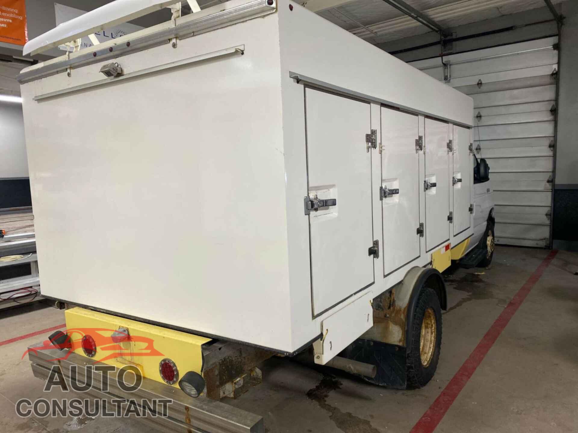 FORD ECONOLINE 2018 - 1FDXE4FS7JDC18975