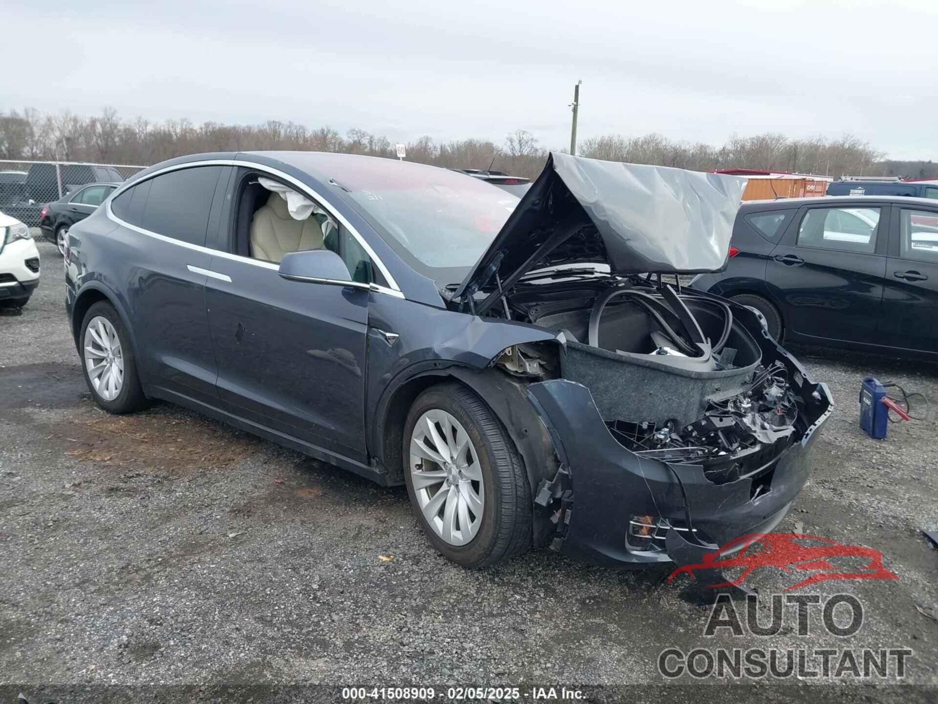 TESLA MODEL X 2020 - 5YJXCBE24LF242775