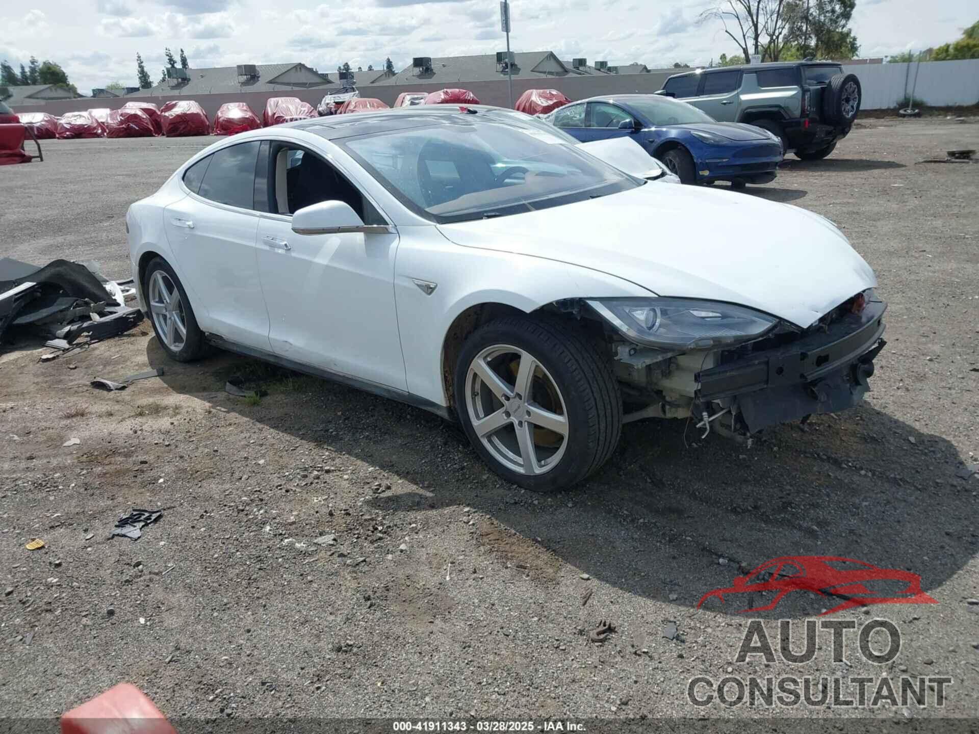 TESLA MODEL S 2013 - 5YJSA1CN0DFP31750