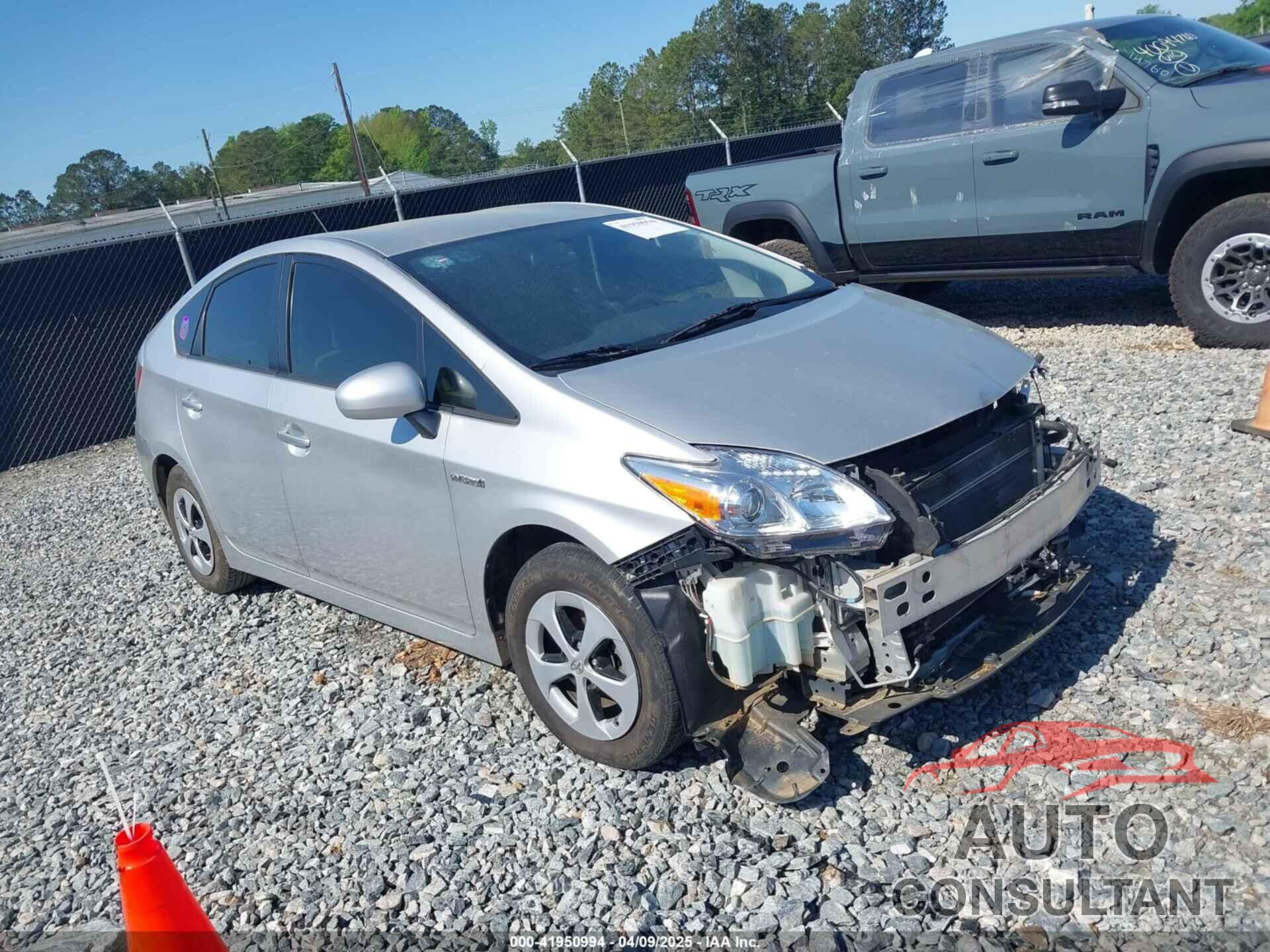 TOYOTA PRIUS 2013 - JTDKN3DU0D1688705