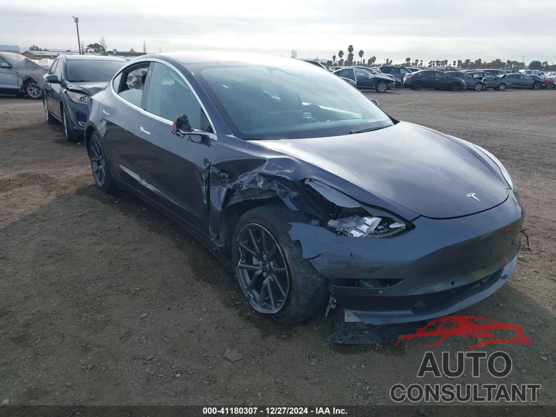 TESLA MODEL 3 2018 - 5YJ3E1EA5JF021919