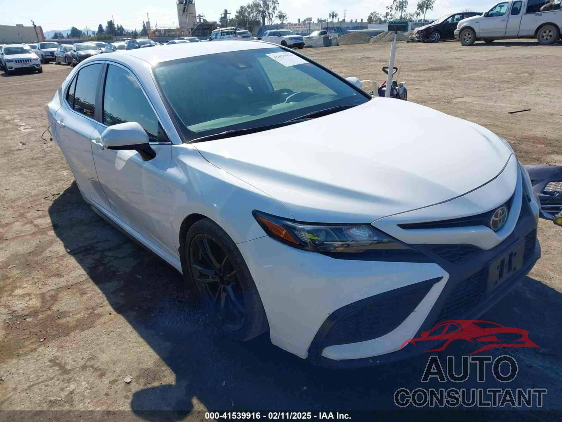 TOYOTA CAMRY 2021 - 4T1G11AK7MU498046