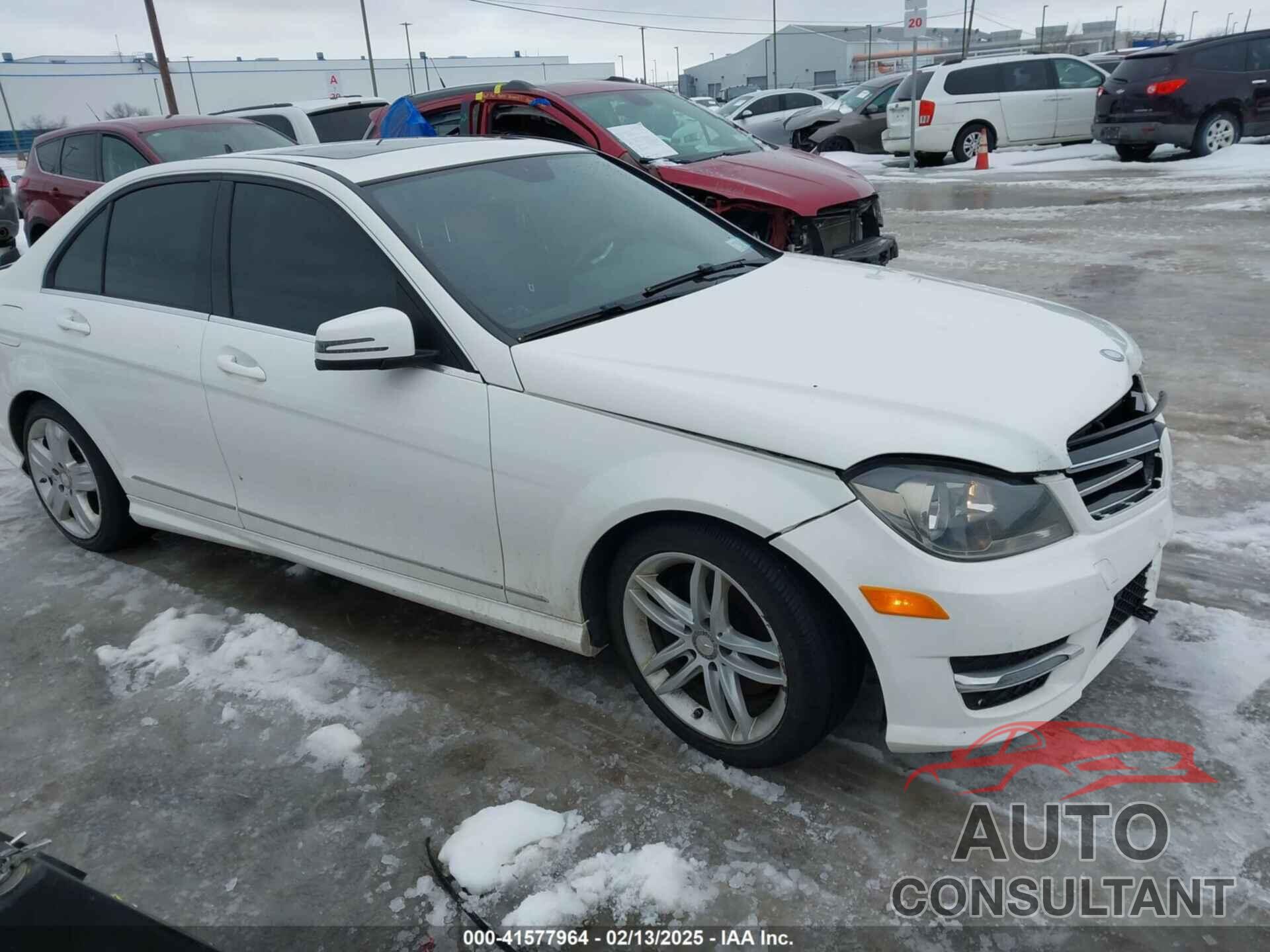 MERCEDES-BENZ C 300 2014 - WDDGF8AB9ER314668
