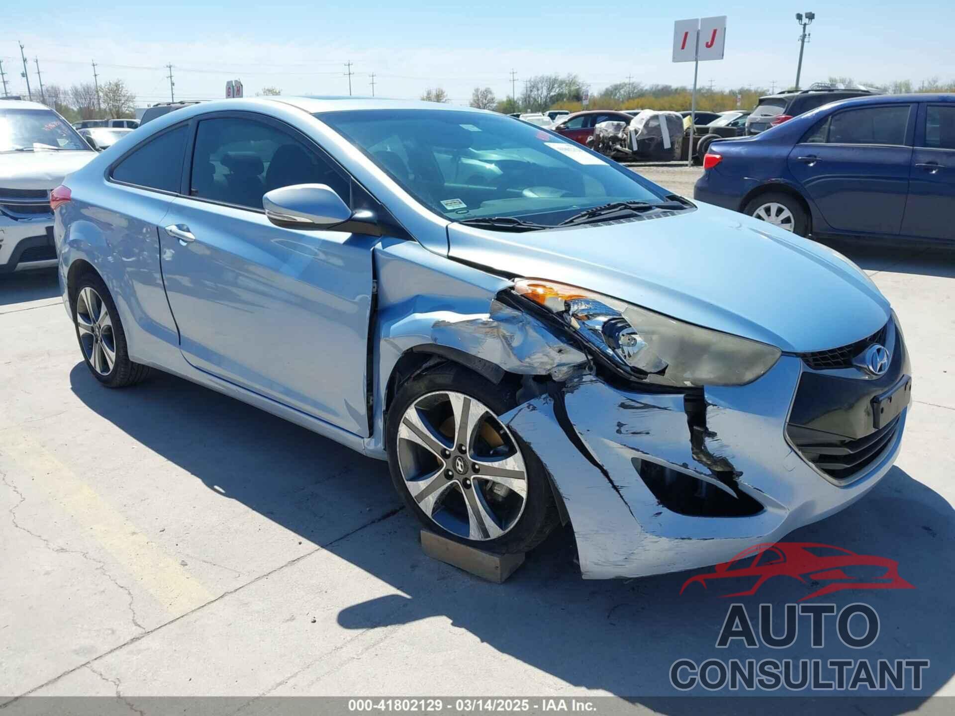 HYUNDAI ELANTRA 2013 - KMHDH6AE3DU009051
