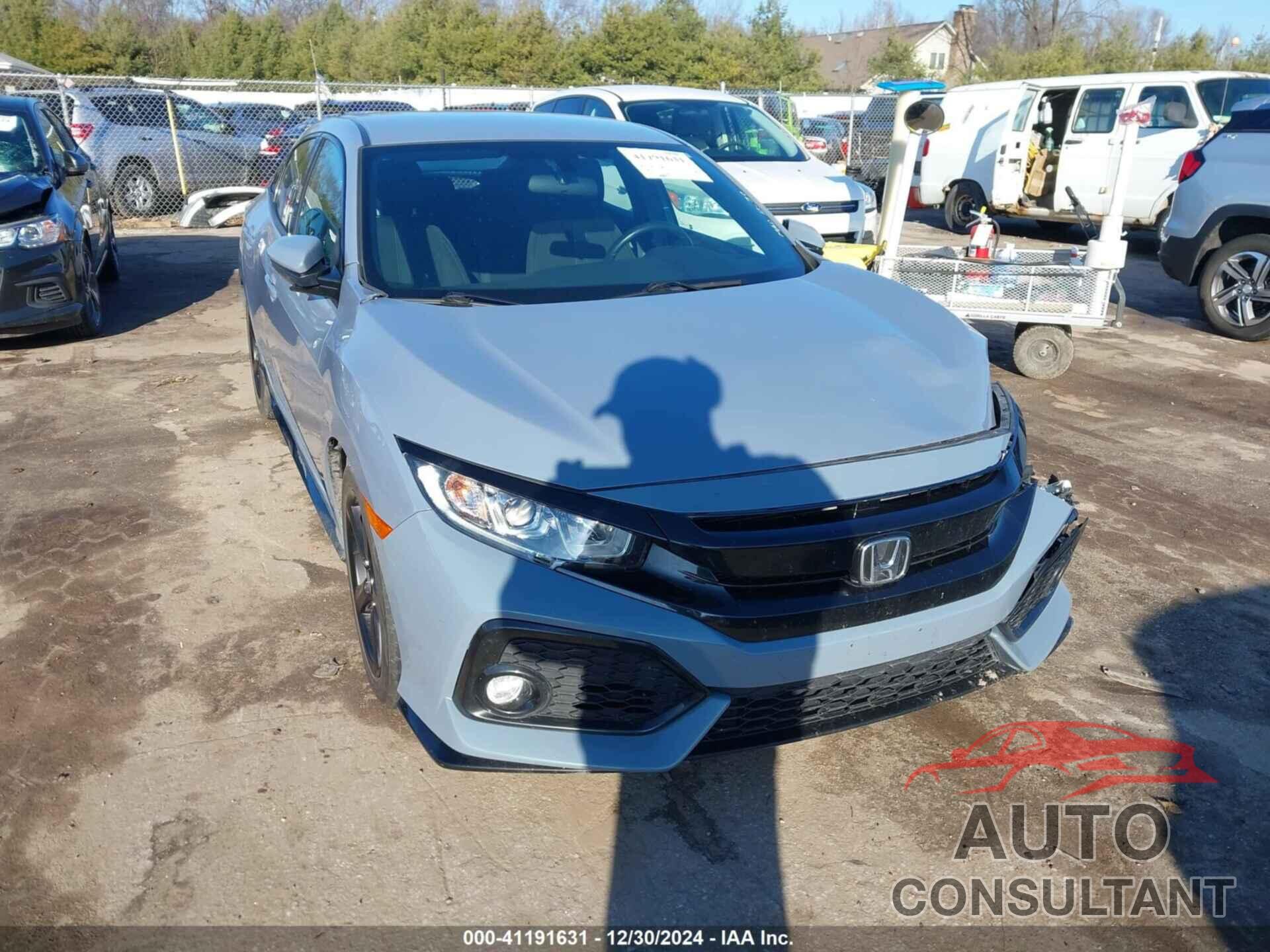 HONDA CIVIC 2017 - SHHFK7H43HU228963