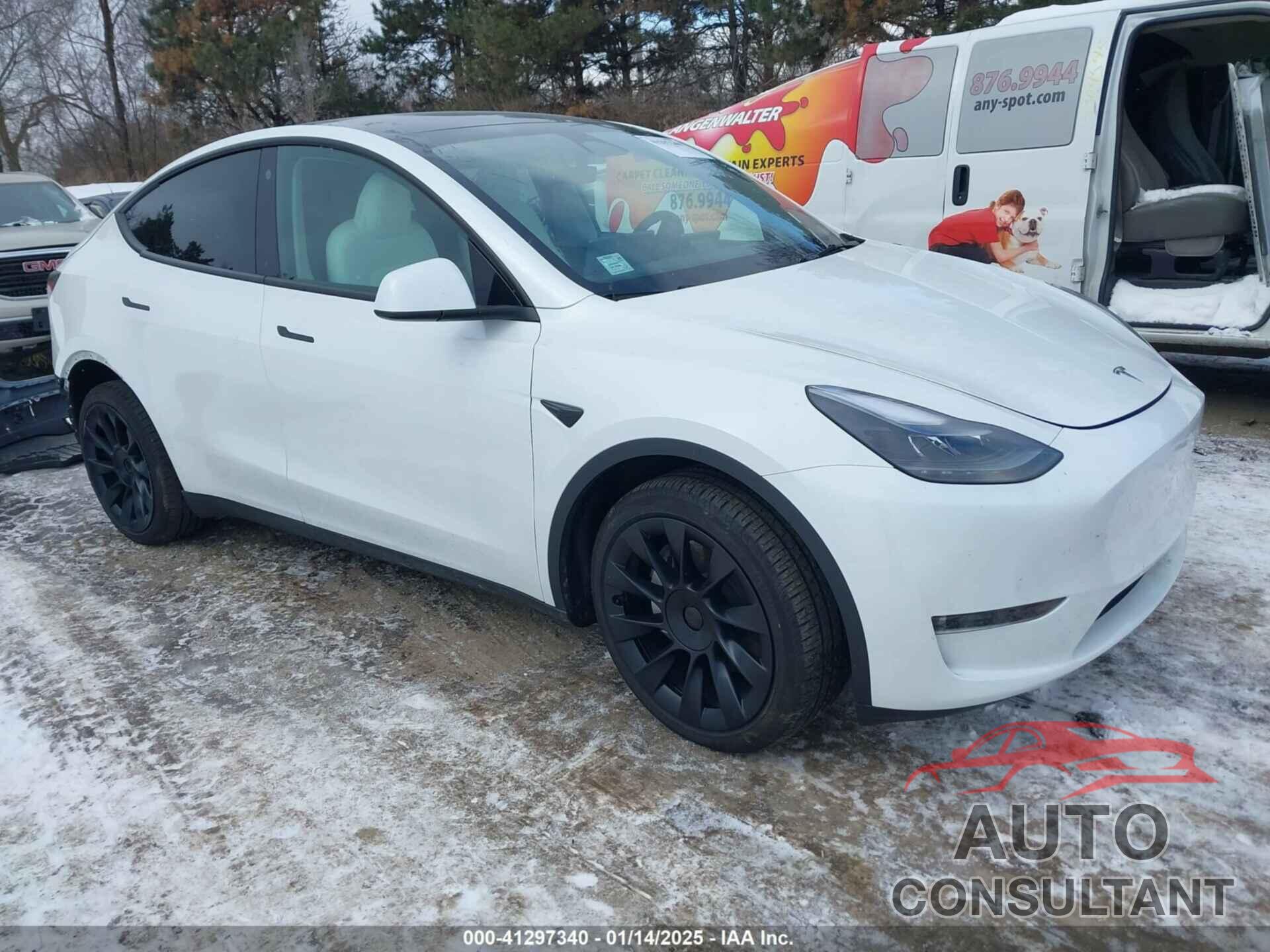 TESLA MODEL Y 2023 - 7SAYGAEE8PF706706