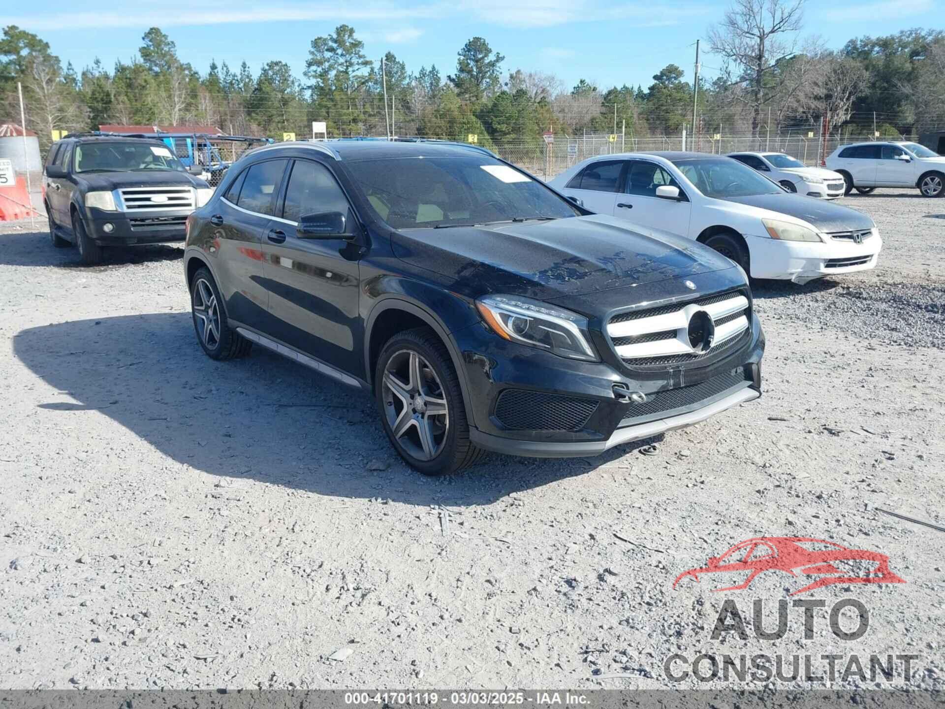 MERCEDES-BENZ GLA 250 2015 - WDCTG4GB3FJ077840